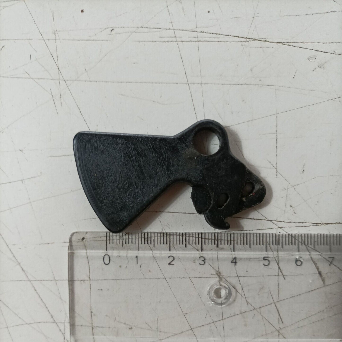 GRILLETTO MOLLA COMANDO ACCELERAZIONE GAS PER MOTOSEGA CASTOR C 70 ALPINA A 70