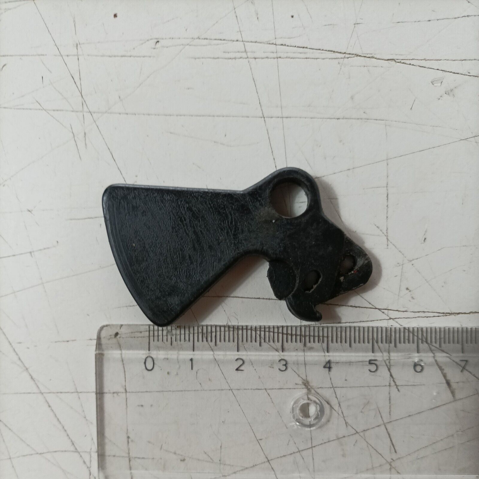 GRILLETTO MOLLA COMANDO ACCELERAZIONE GAS PER MOTOSEGA CASTOR C 70 ALPINA A 70