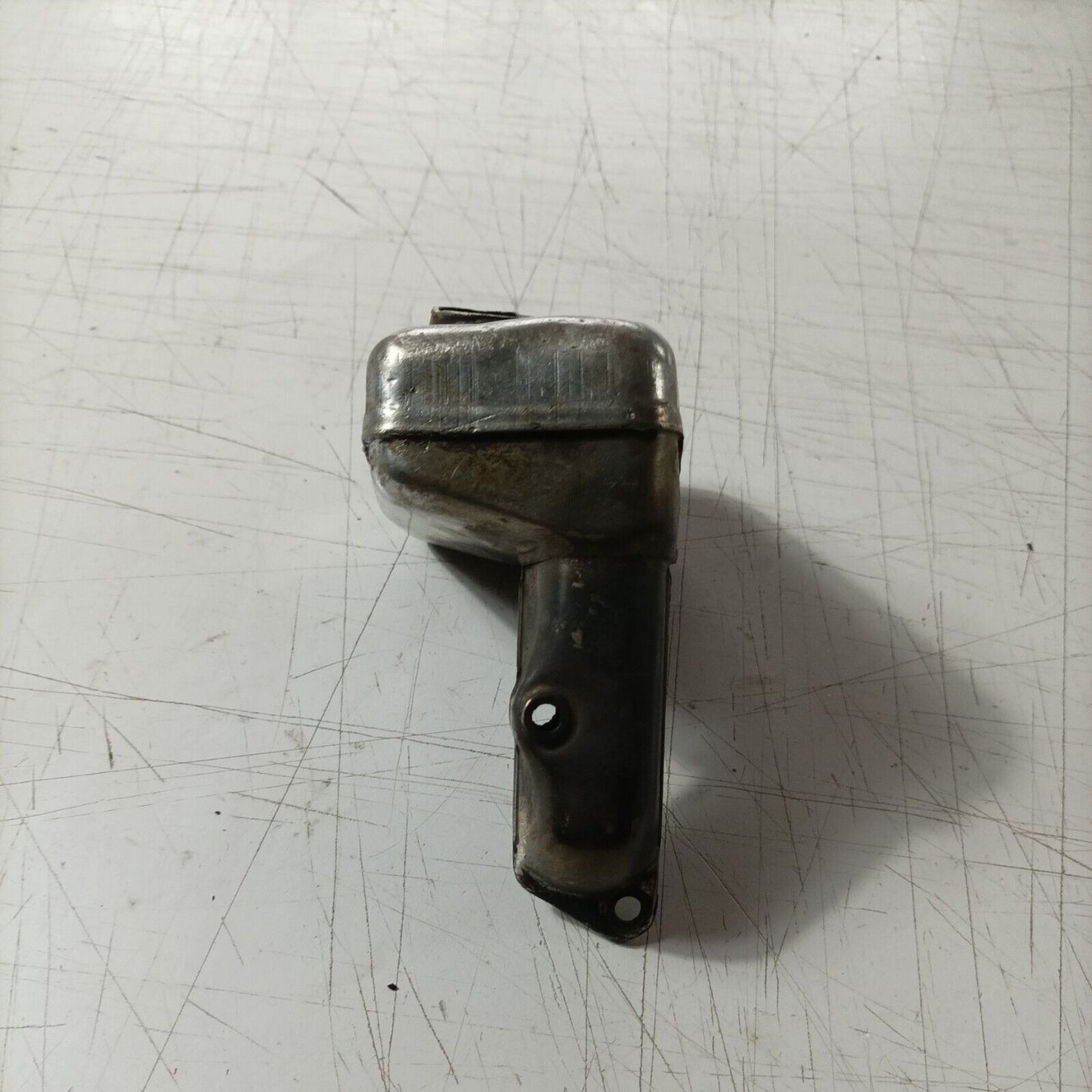 SILENZIATORE MARMITTA TERMINALE DI SCARICO PER MOTOSEGA CASTOR C 70 ALPINA A 70