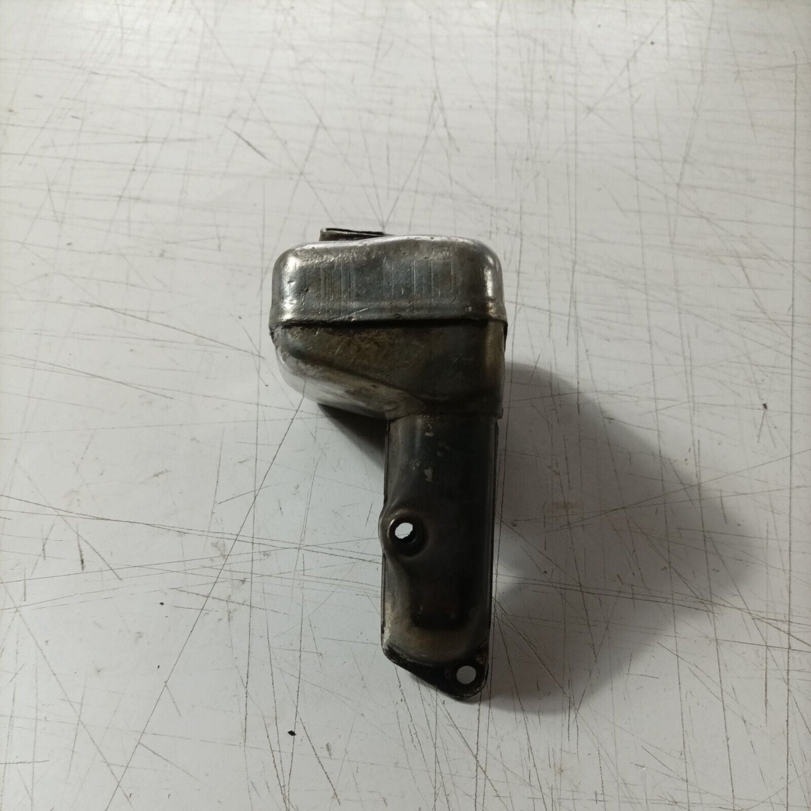 SILENZIATORE MARMITTA TERMINALE DI SCARICO PER MOTOSEGA CASTOR C 70 ALPINA A 70