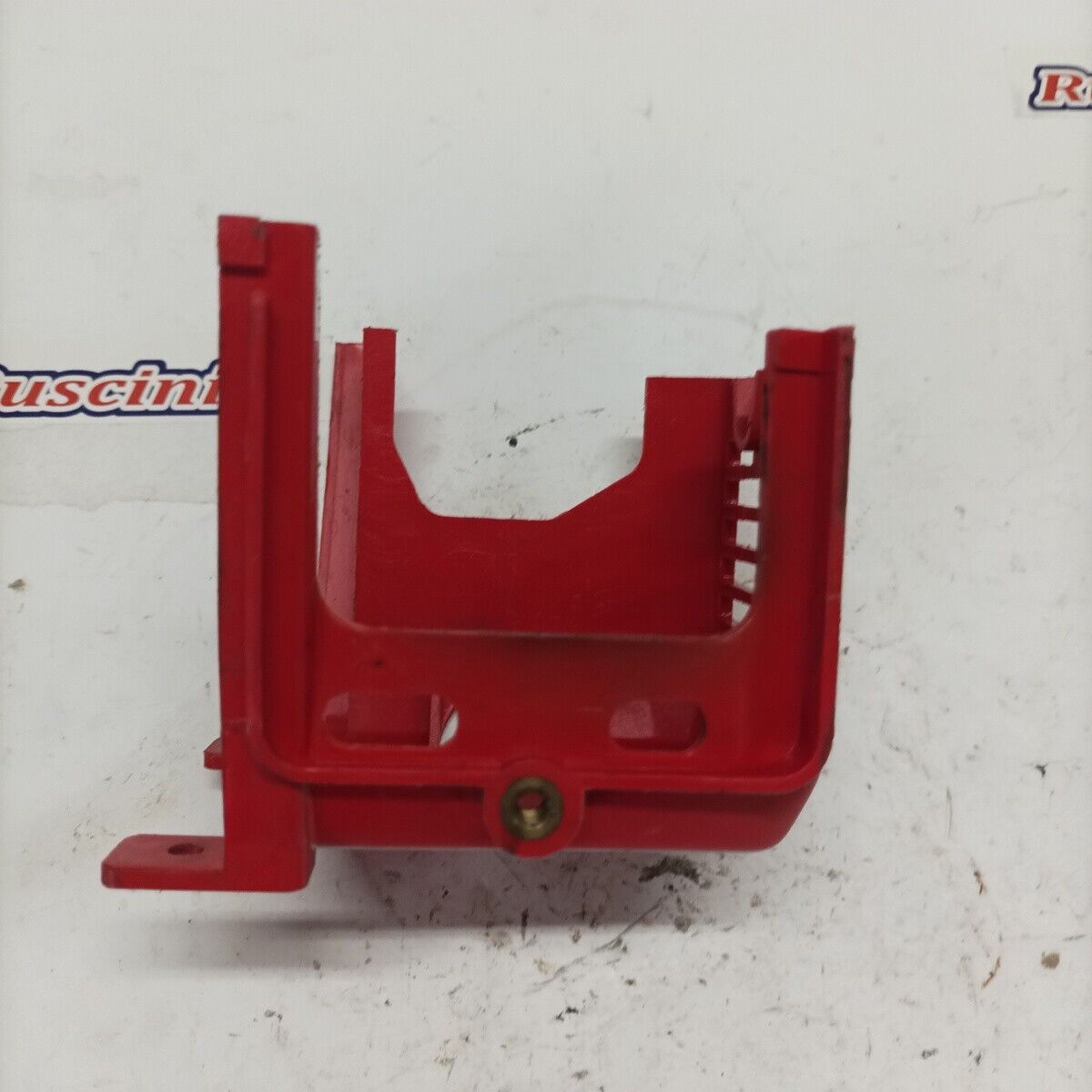 Ricambio COPERCHIO COPRI MOTORE  Usato per decespugliatore Komatsu ZENOAH G3K