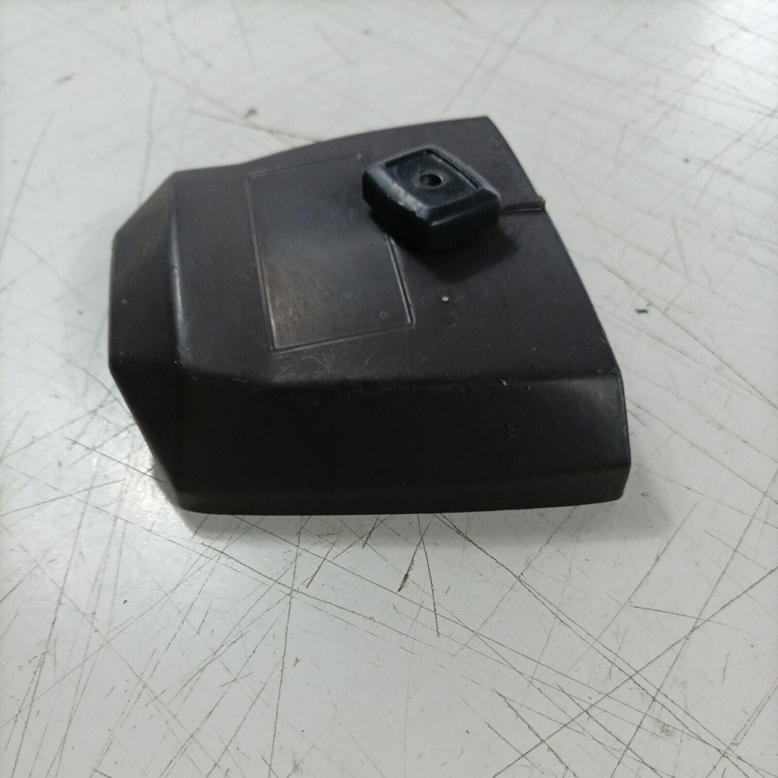 MOTOSEGA CASTOR C70 ALPINA A70 COPERCHIO FILTRO DELL'ARIA MARRONE ORIGINALE