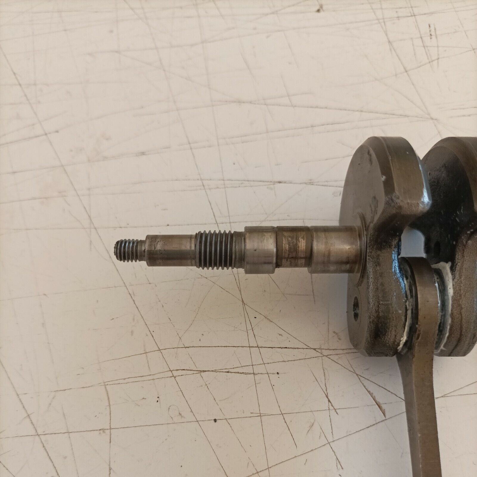 ALBERO MOTORE originale PER MOTOSEGA EFCO 134 ricambi usati