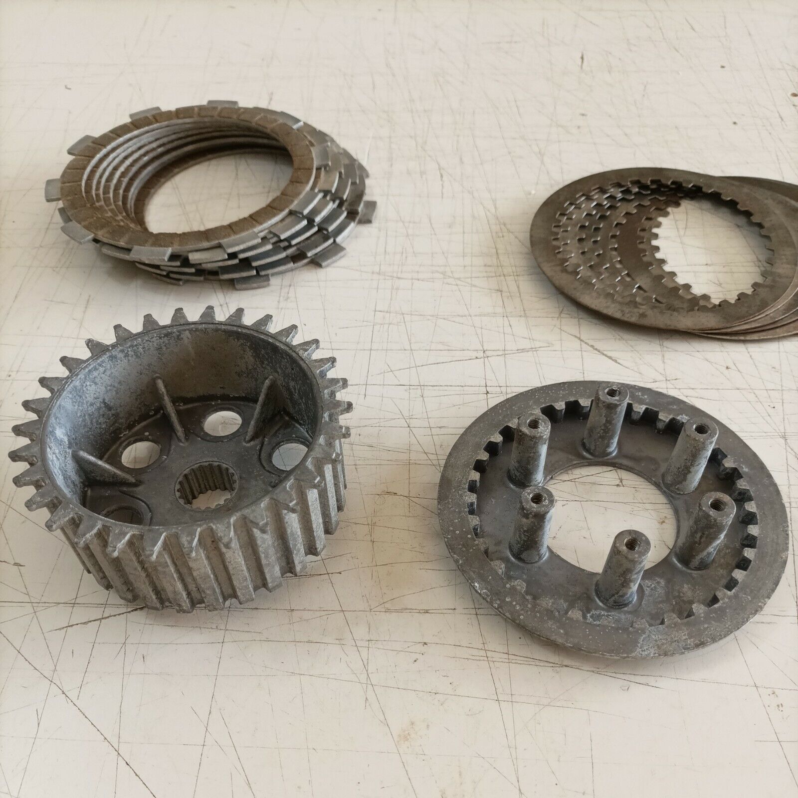 MOZZO FRIZIONE E PIASTRA PER KRAMER 500 LR 410 ANNO 1979 ROTAX ricambi usati