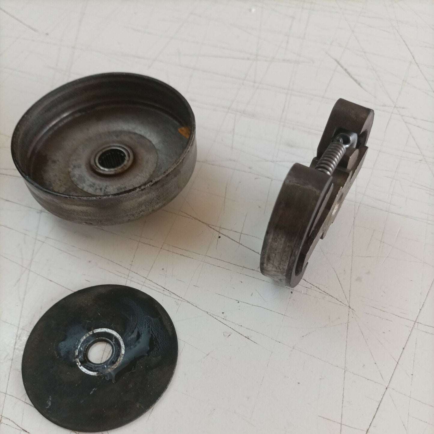 FRIZIONE E CAMPANA PER MOTOSEGA PARTNER FORMULA 60 420 POULAN ricambi usati