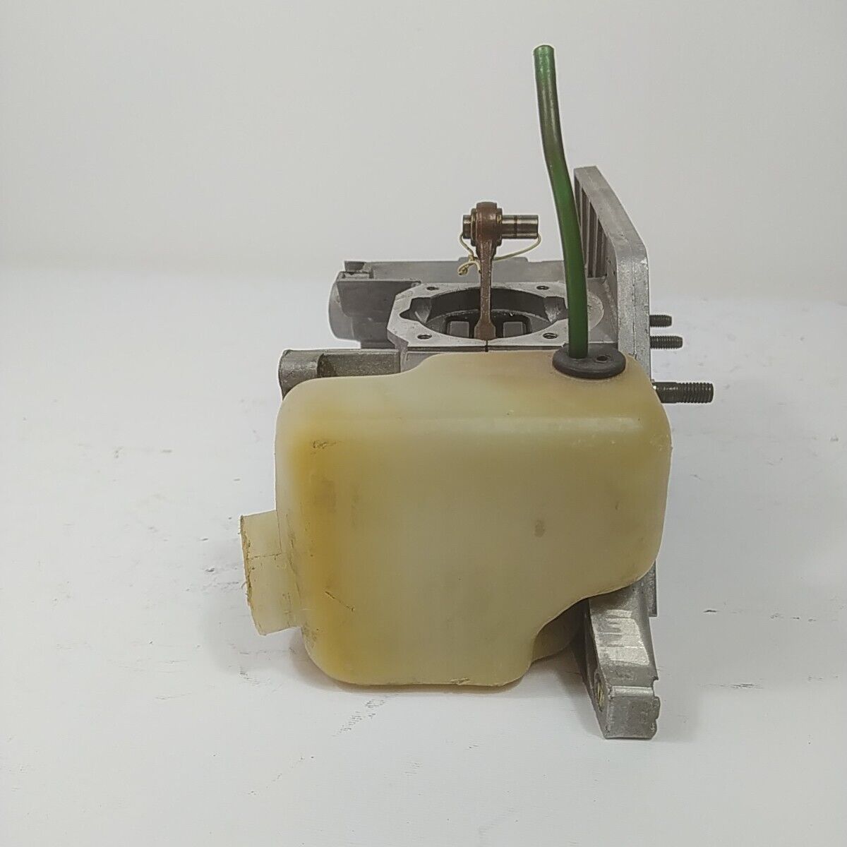 Ricambio CARTER BASAMENTO CON ALBERO MOTORE per motosega McCulloch MC 540 usato