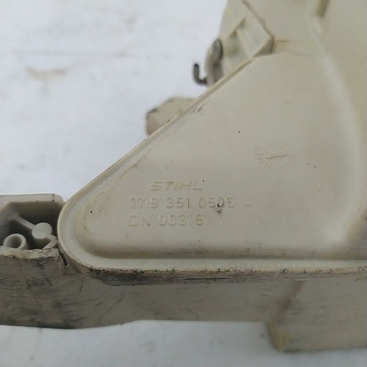 ricambio MANIGLIA IMPUGNATURA COMANDI GAS usato per motosega STIHL 038 AV Super