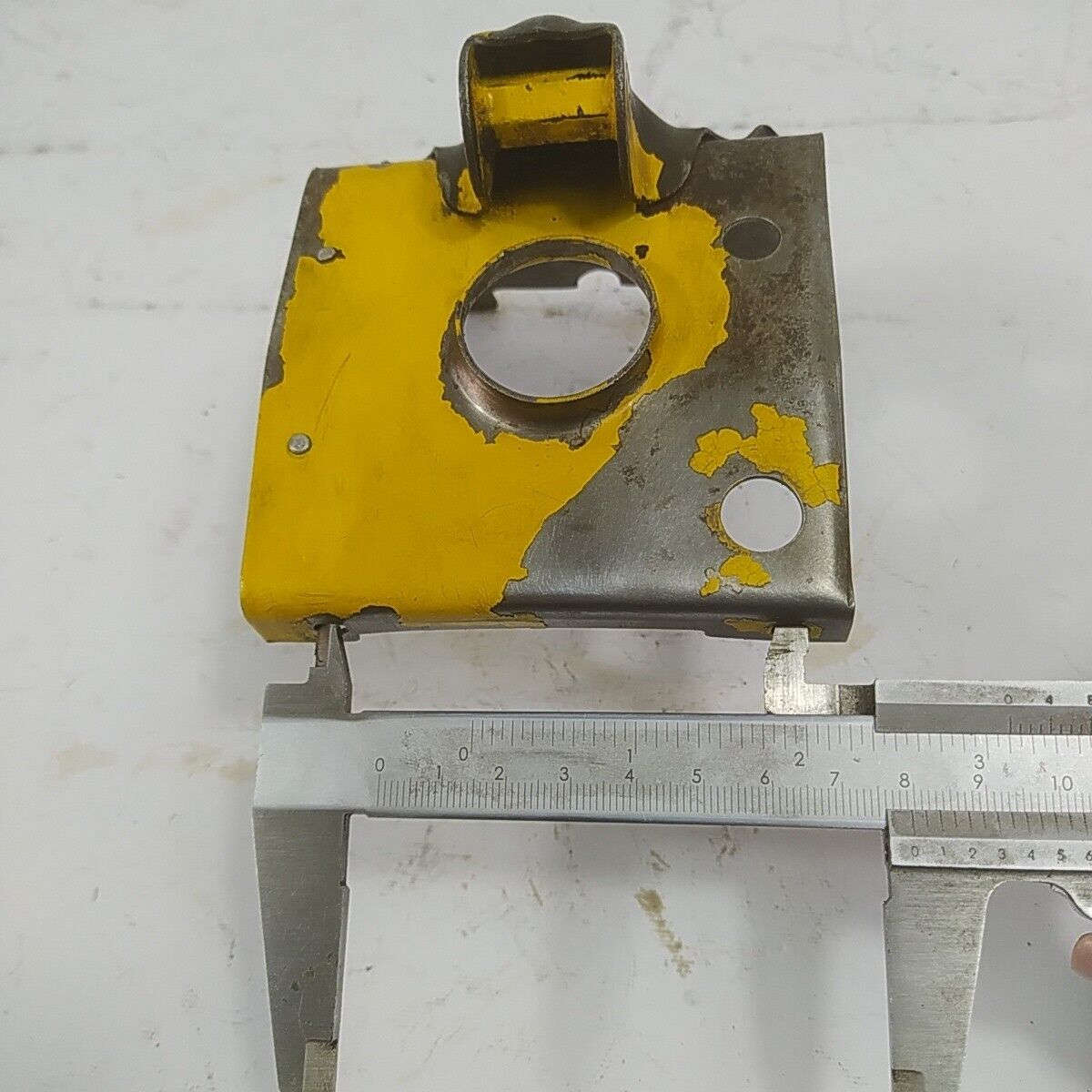 ricambi COPERCHIO COPRI MOTORE TELAIO per motosega castor ALPINA PROF 70 usati