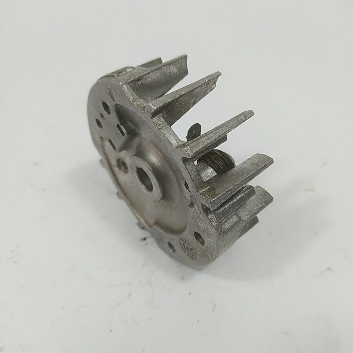 MOTOSEGA ZENOAH G 2000 t VOLANO magnete DI AVVIAMENTO accensione  UK 08001 usato