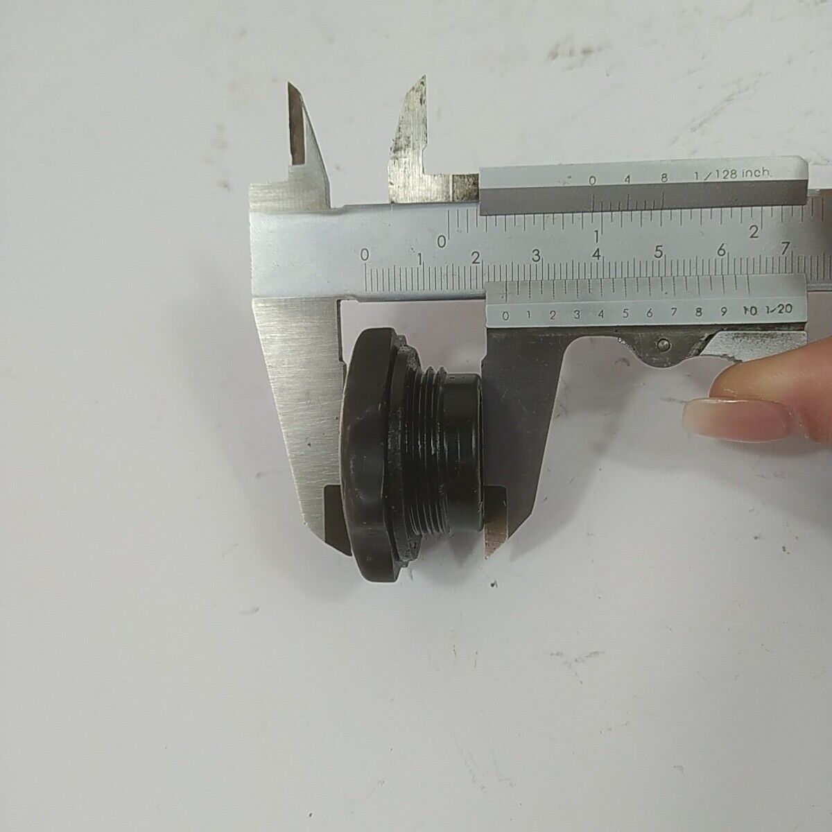 Ricambio per motosega STIHL 08 S TAPPO SERBATOIO OLIO ORIGINALE usato