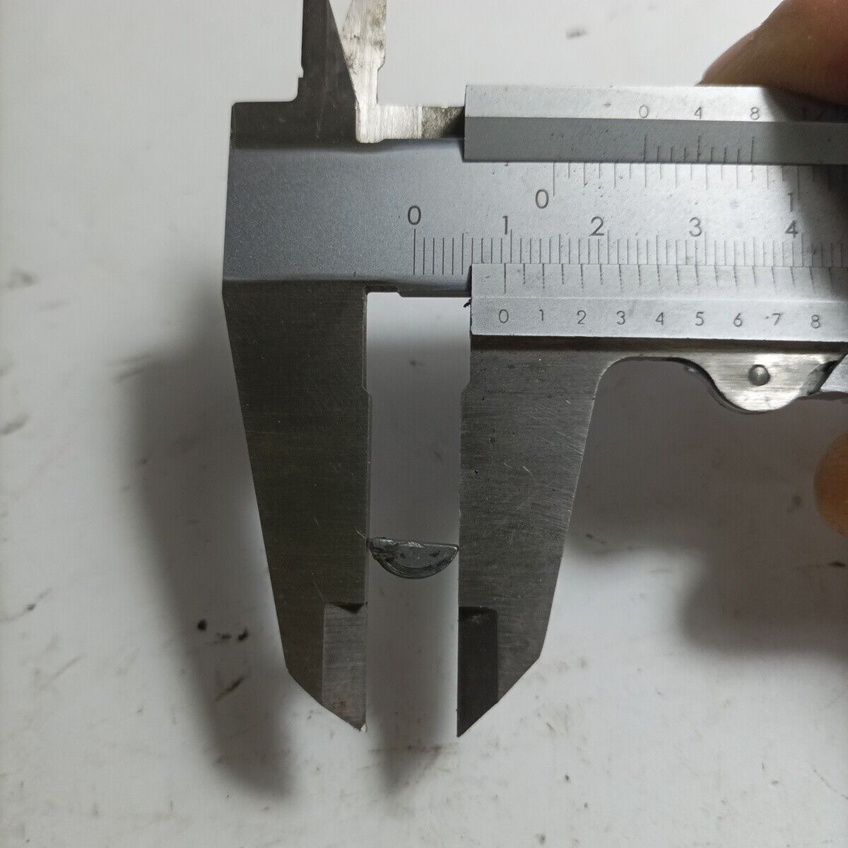 Ricambio CHIAVETTA FERMO VOLANO usato per decespugliatore Komatsu ZENOAH G2K