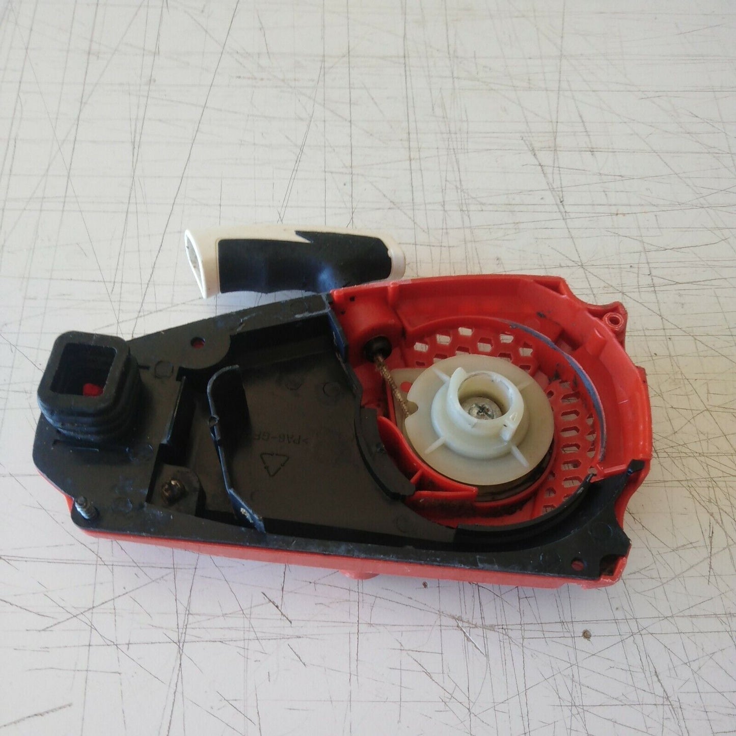 coperchio avviamento TRASCINATORE MOTOSEGA ZM 2600 CHAINSAW 25cc ricambi usati