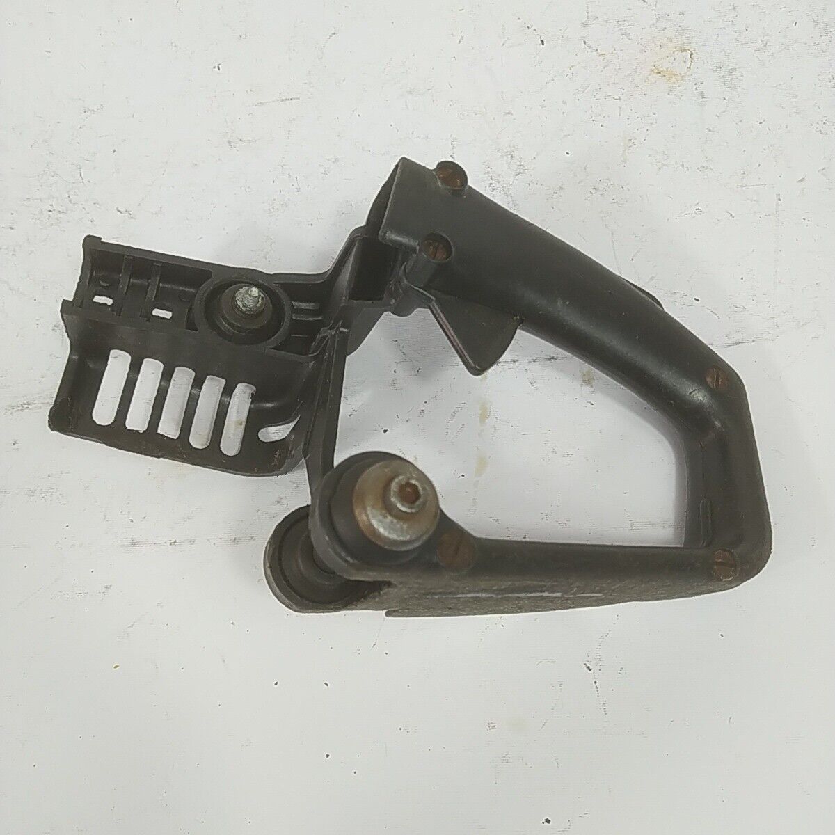 Ricambi IMPUGNATURA MANIGLIA manico COMANDI usati per motosega ALPINA prof 70 