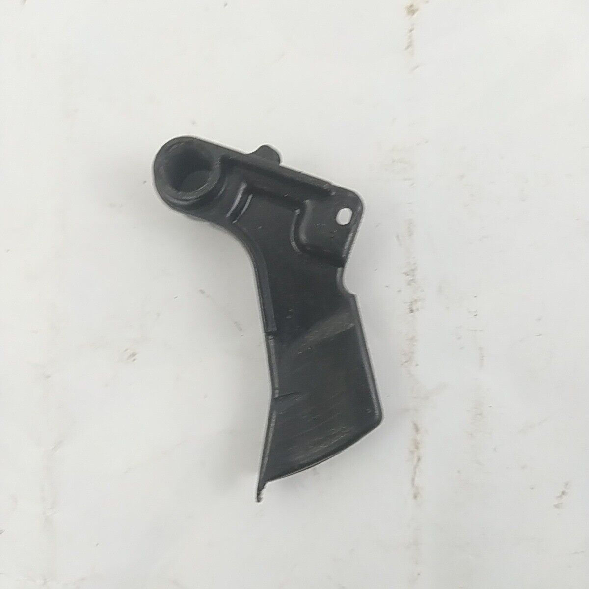 Ricambi COMANDO ACCELLERATORE motosega MCCULLOCH  eager beaver 2014 2.0 usato