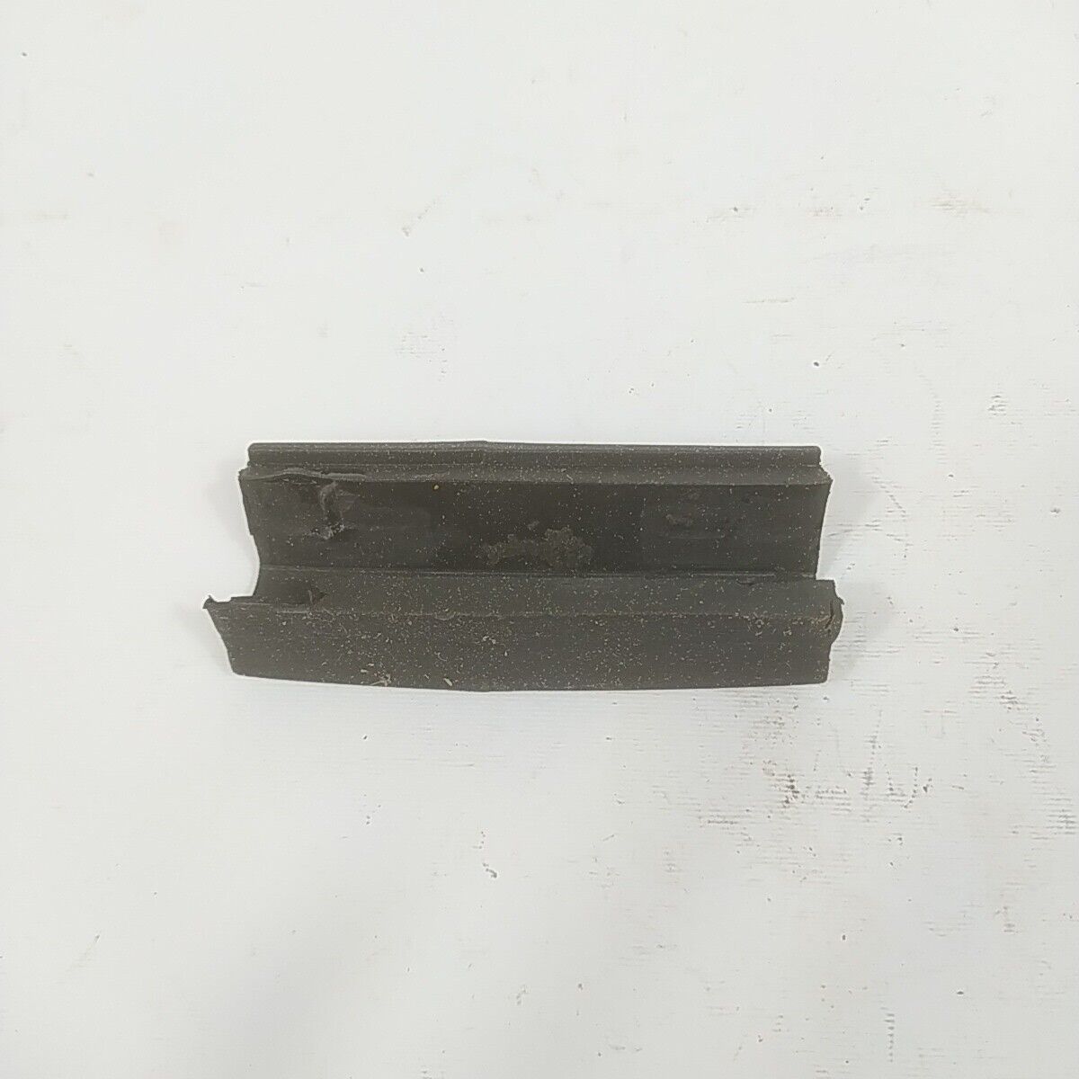 Ricambio per motosega ALPINA 500 GOMMINO SUPPORTO ANTIVIBRANTE MOTORE usato