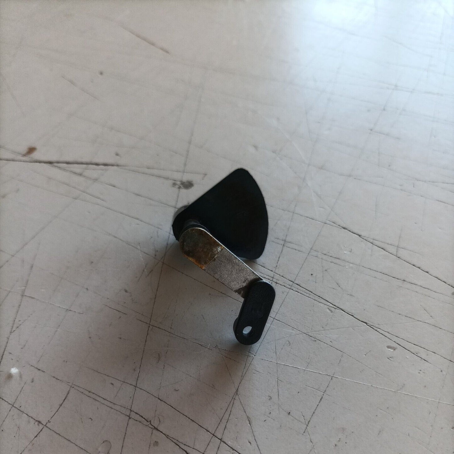 MOTOSEGA OLEO MAC 350 A LEVA INSERIMENTO aria CARBURATORE PER AVVIAMENTO usato