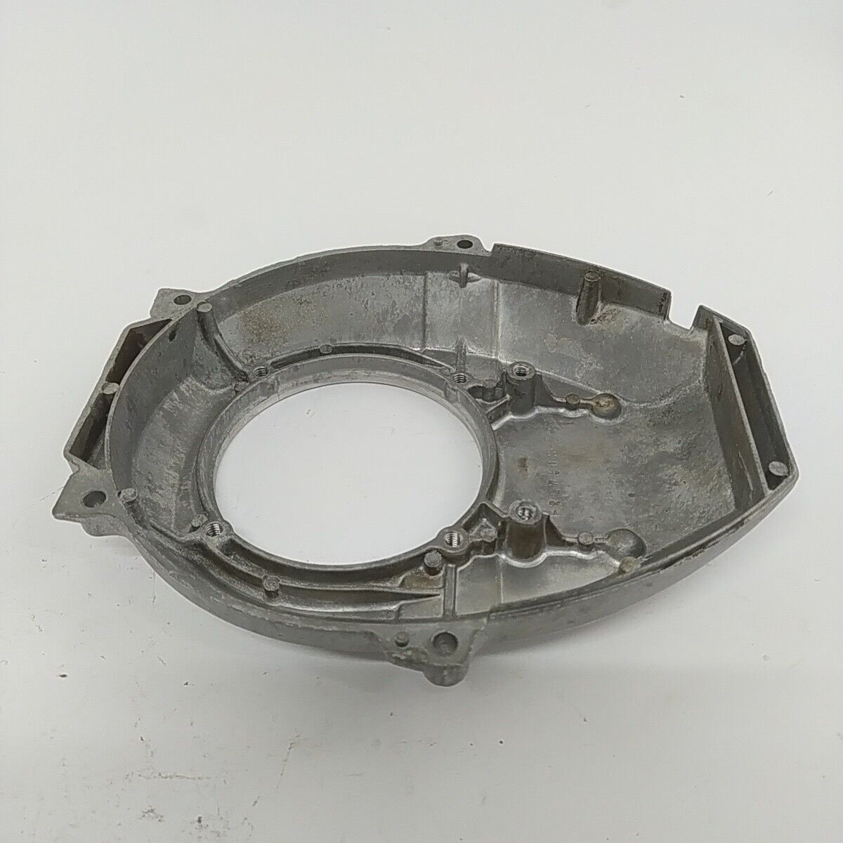 Ricambio usato COPERCHIO MOTORE supporto campana decespugliatore MITSUBISHI T200