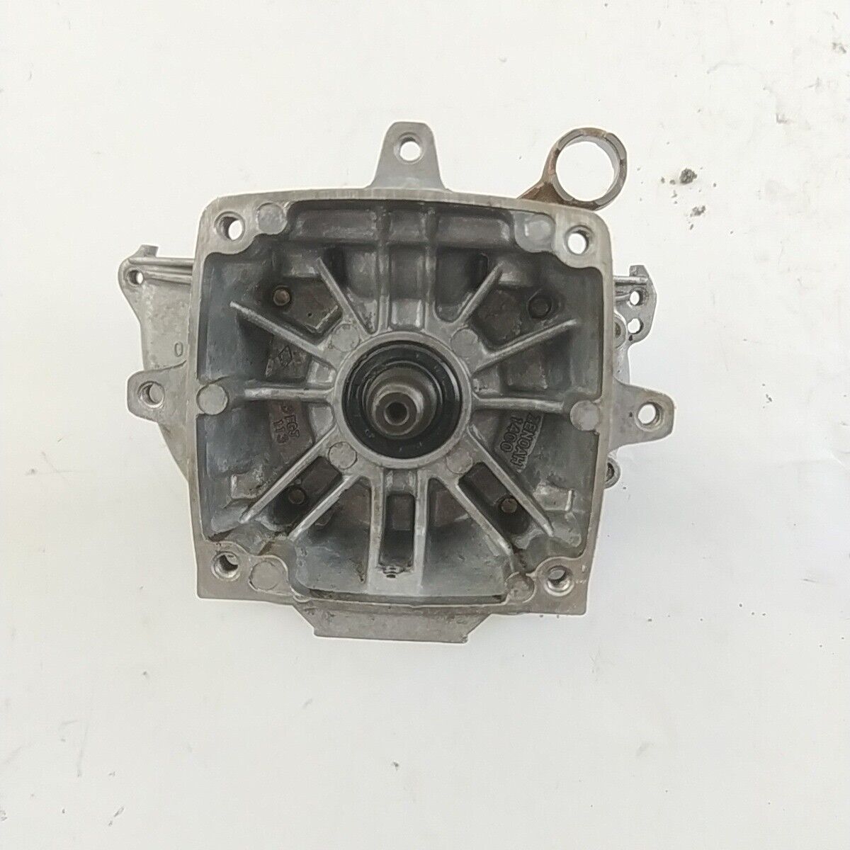 Ricambio CARTER BASAMENTO CILINDRO Usato per decespugliatore Komatsu ZENOAH G4K