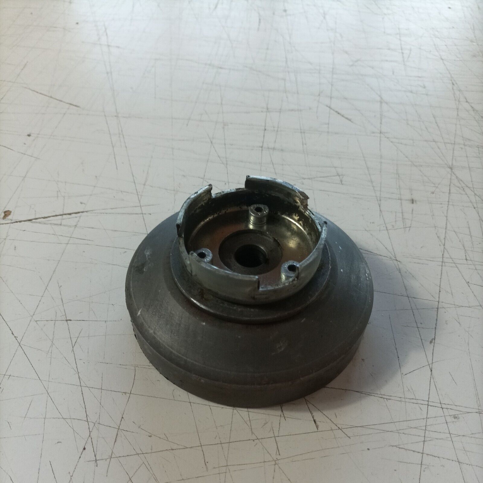 VOLANO MAGNETICO avviamento PER MOTOSEGA DOLMAR SACHS 153 ricambi usati