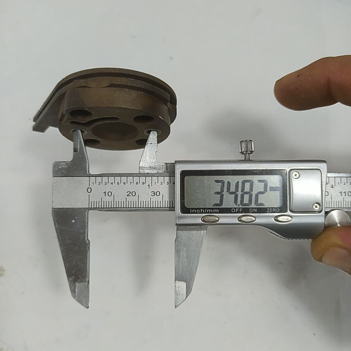 Ricambi per MOTOSEGA BLITZ 600 OLEO MAC 260 usati FLANGIA COLLETTORE