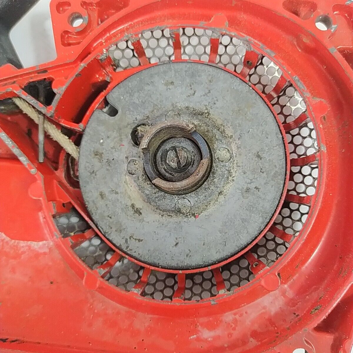 COPERCHIO avviamento TASCINATORE PER MOTOSEGA HOMELITE SUPER XL925 ricambi usati