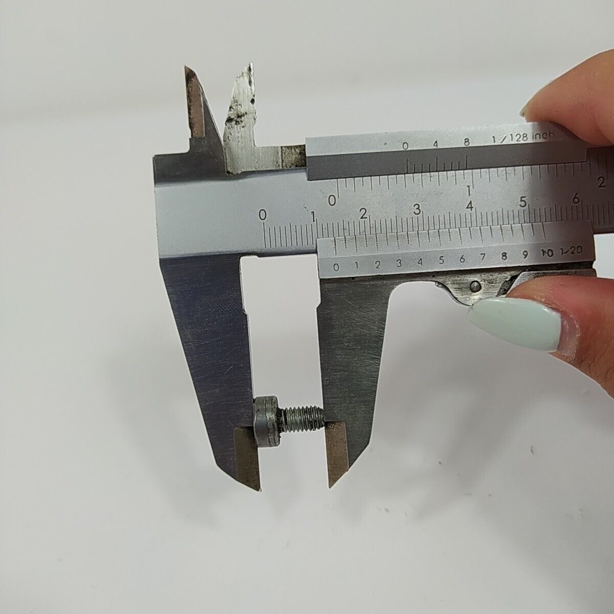 Ricambio usato VITI bulloni dadi perni di VARIE MISURE per motosega DOLMAR 116