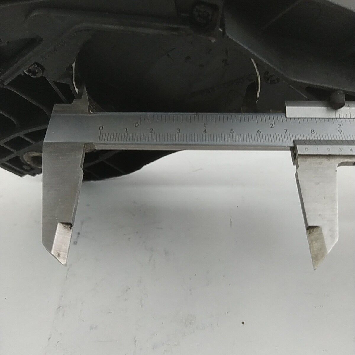 ricambio COPERCHIO FRIZIONE freno catena blocco per MOTOSEGA ALPINA A 350 usato