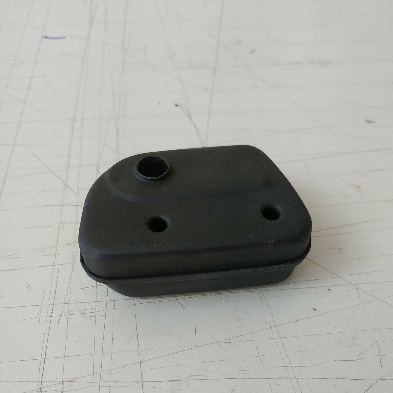 marmitta SCARICO SILENZIATORE MOTOSEGA OLEOMAC 931 932 EFCO 131 ricambi usati