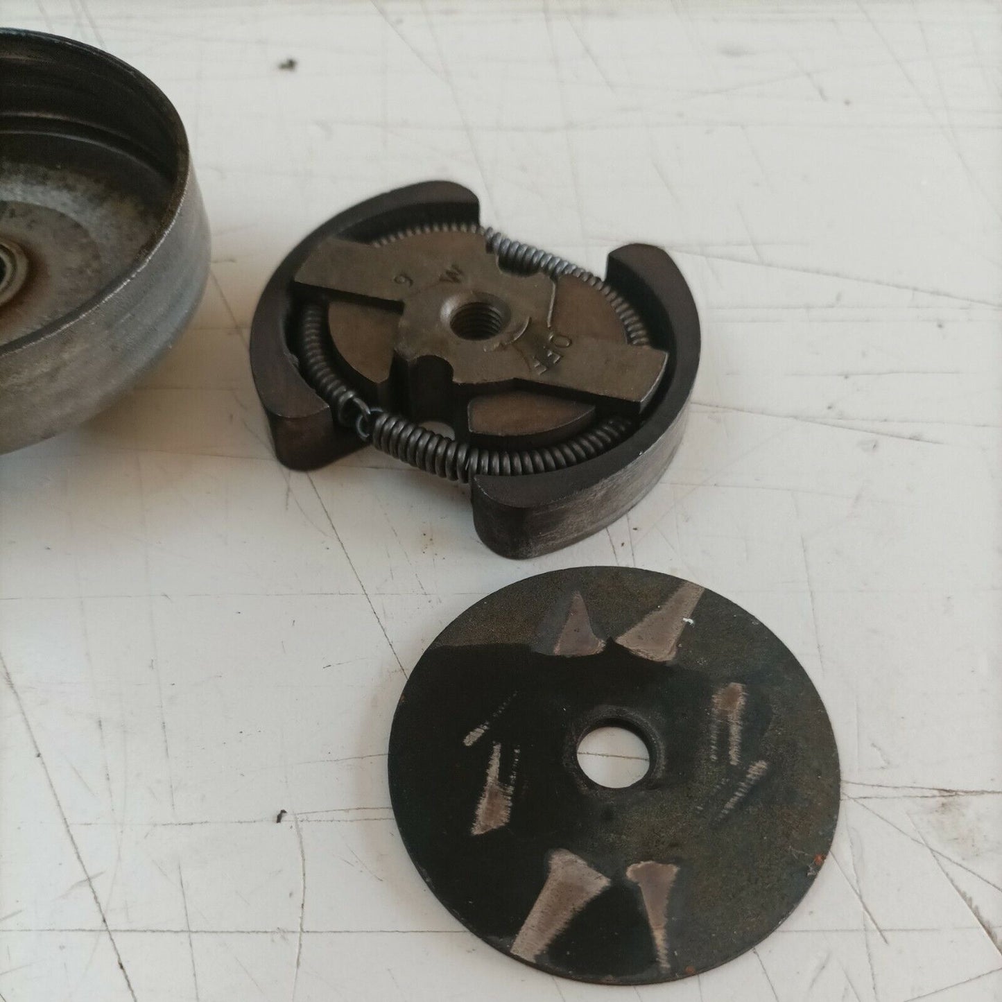 FRIZIONE E CAMPANA PER MOTOSEGA PARTNER FORMULA 60 420 POULAN ricambi usati