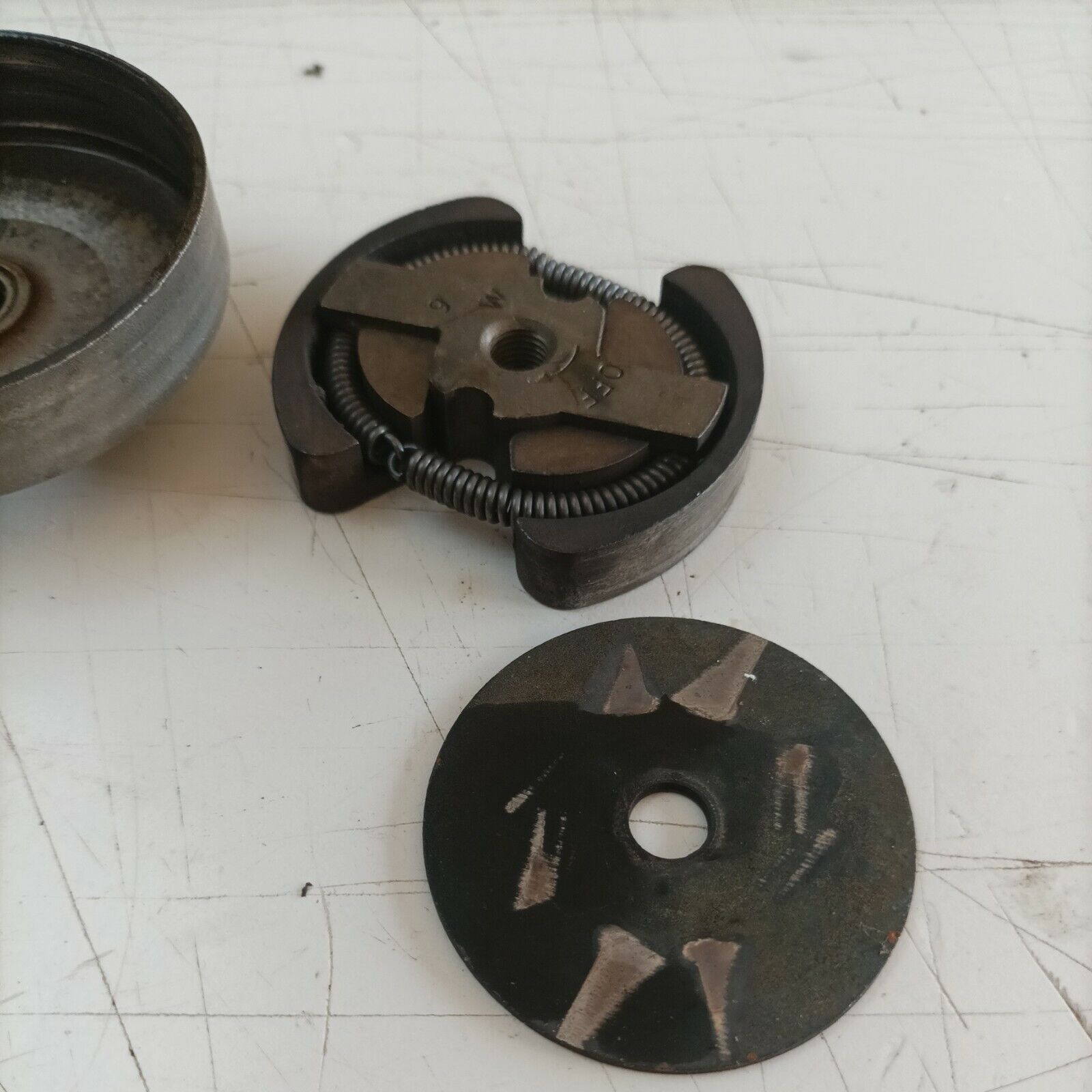 FRIZIONE E CAMPANA PER MOTOSEGA PARTNER FORMULA 60 420 POULAN ricambi usati