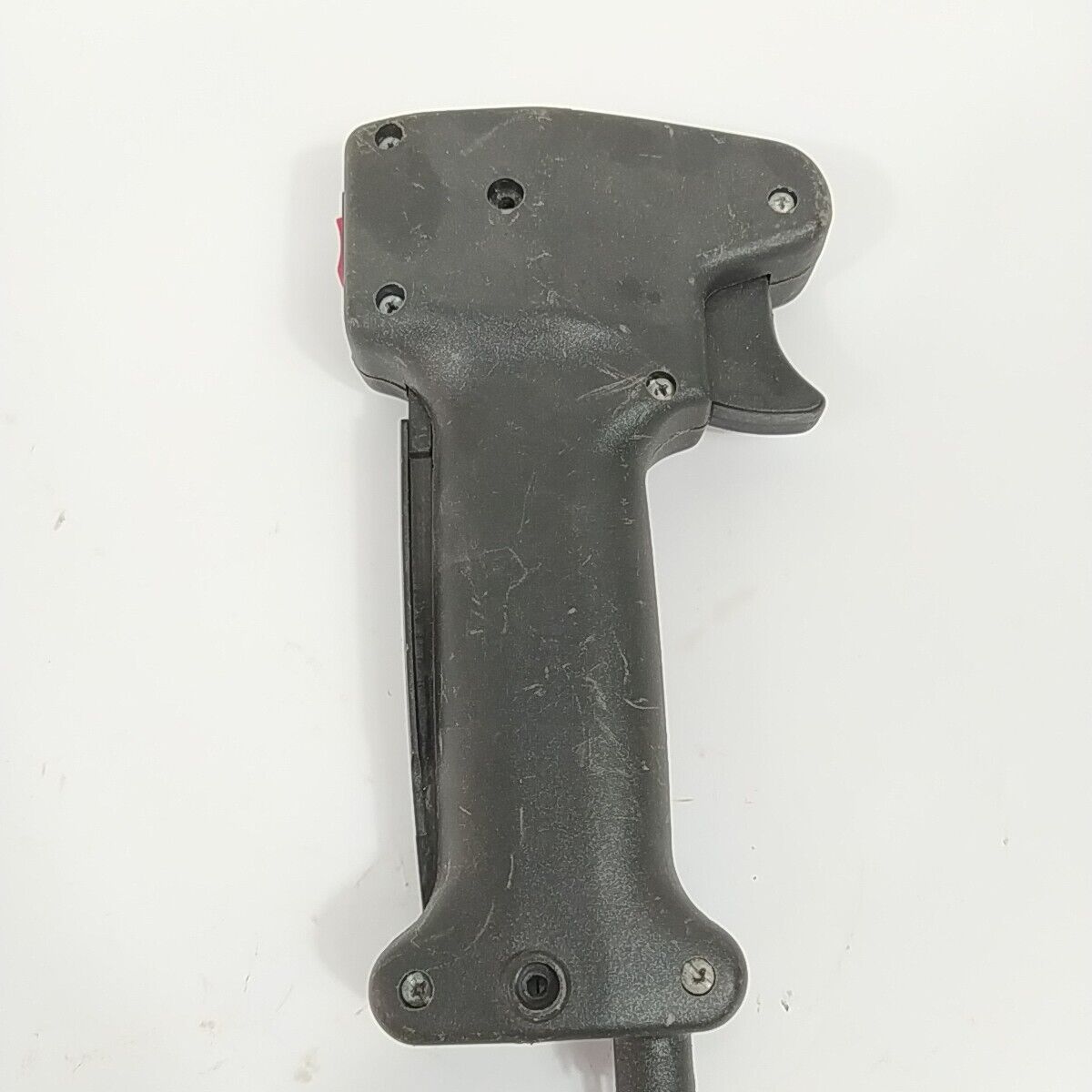 Ricambio MANIGLIA IMPUGNATURA 25 usato per DECESPUGLIATORE MCCULLOCH GT 50