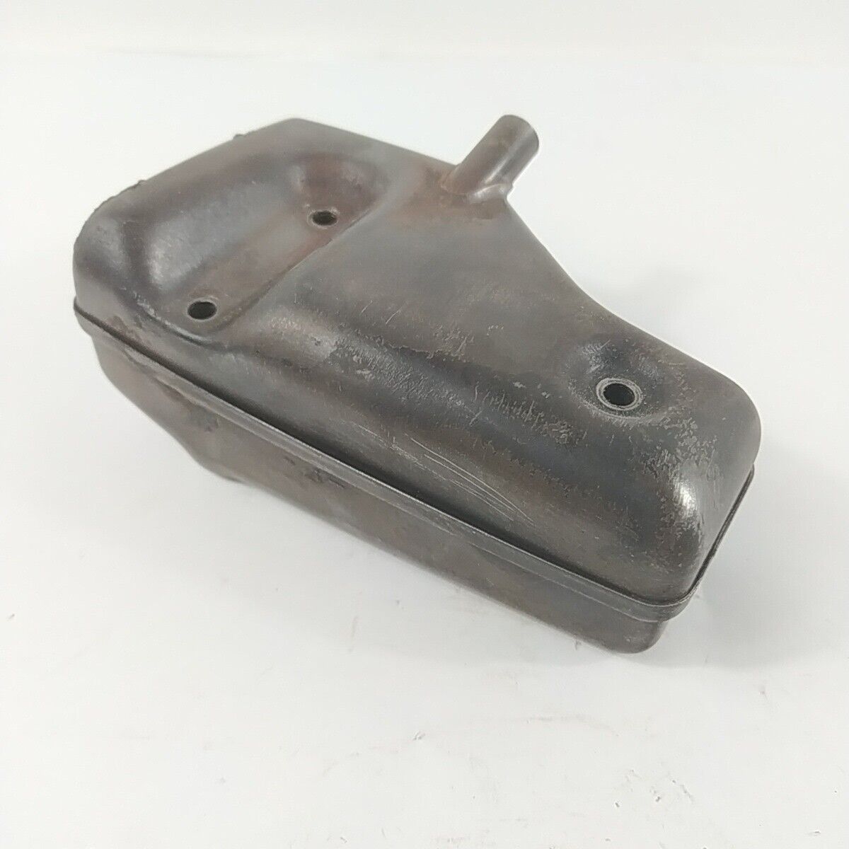 Ricambi per DECESPUGLIATORE HUSQVARNA 39 R usati MARMITTA TERMINALE DI SCARICO