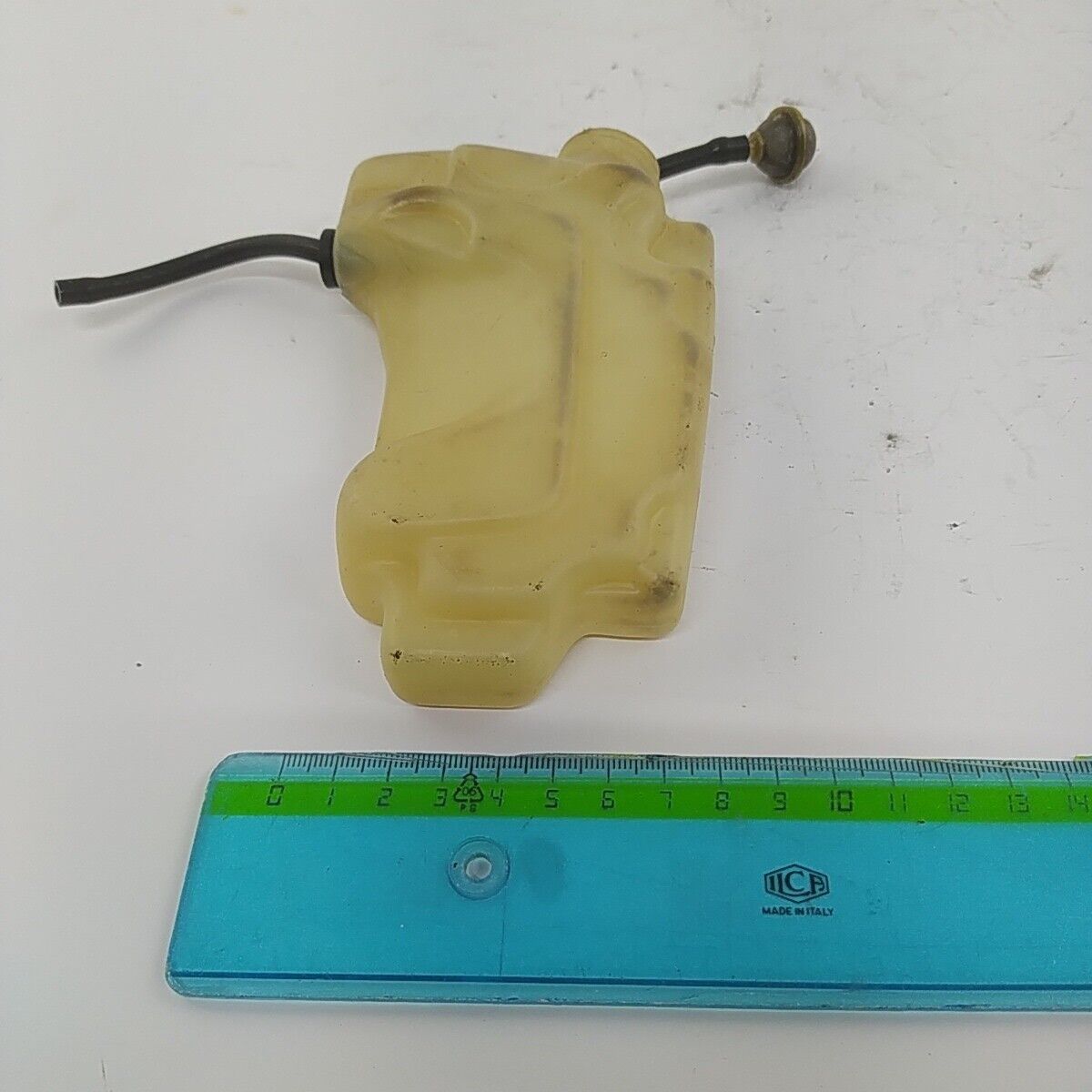 Ricambio usato SERBATOIO OLIO CATENA per MOTOSEGA Echo 330 EVL