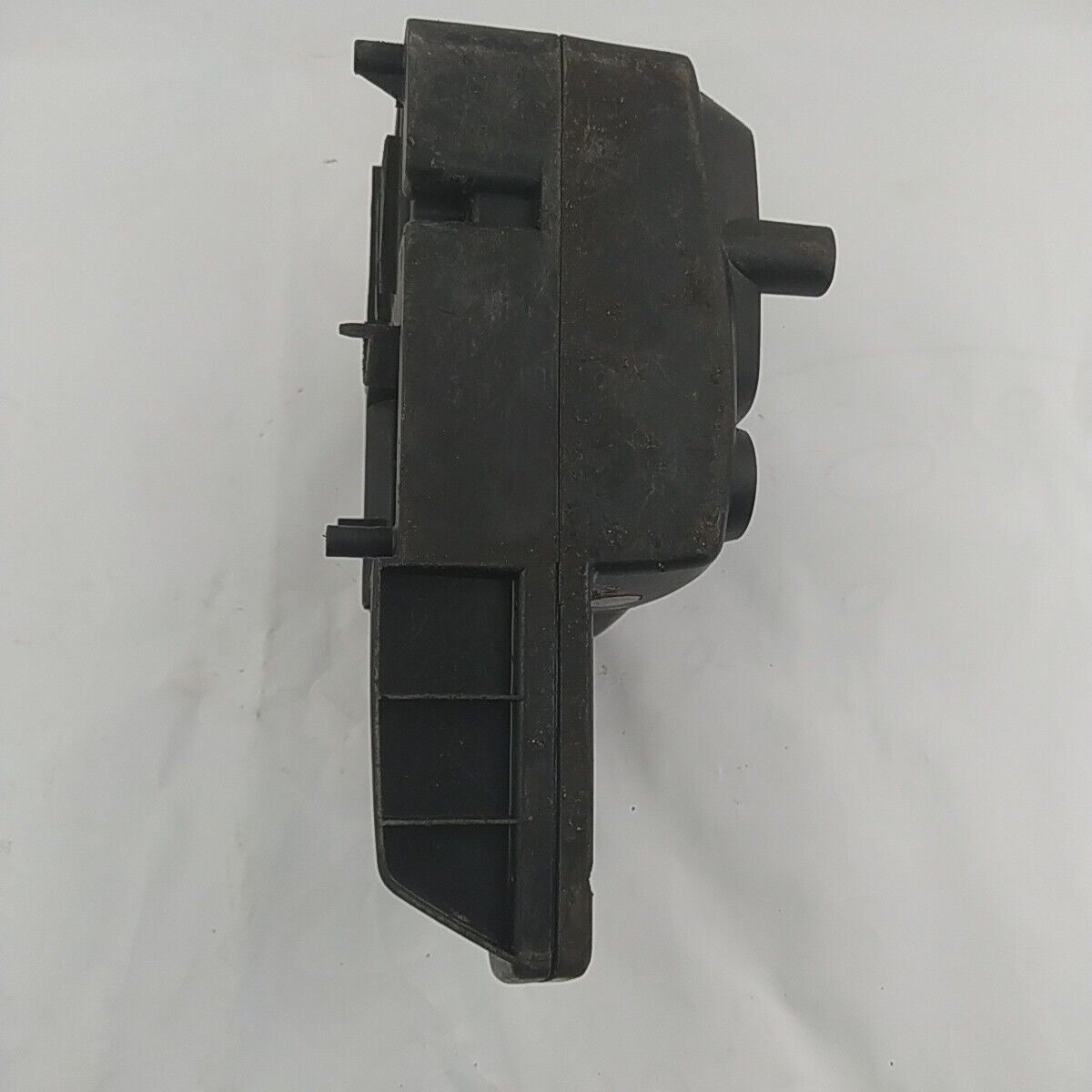 Ricambi CARCASSA IMPUGNATURA TELAIO motosega MCCULLOCH  eager beaver 2014  usato