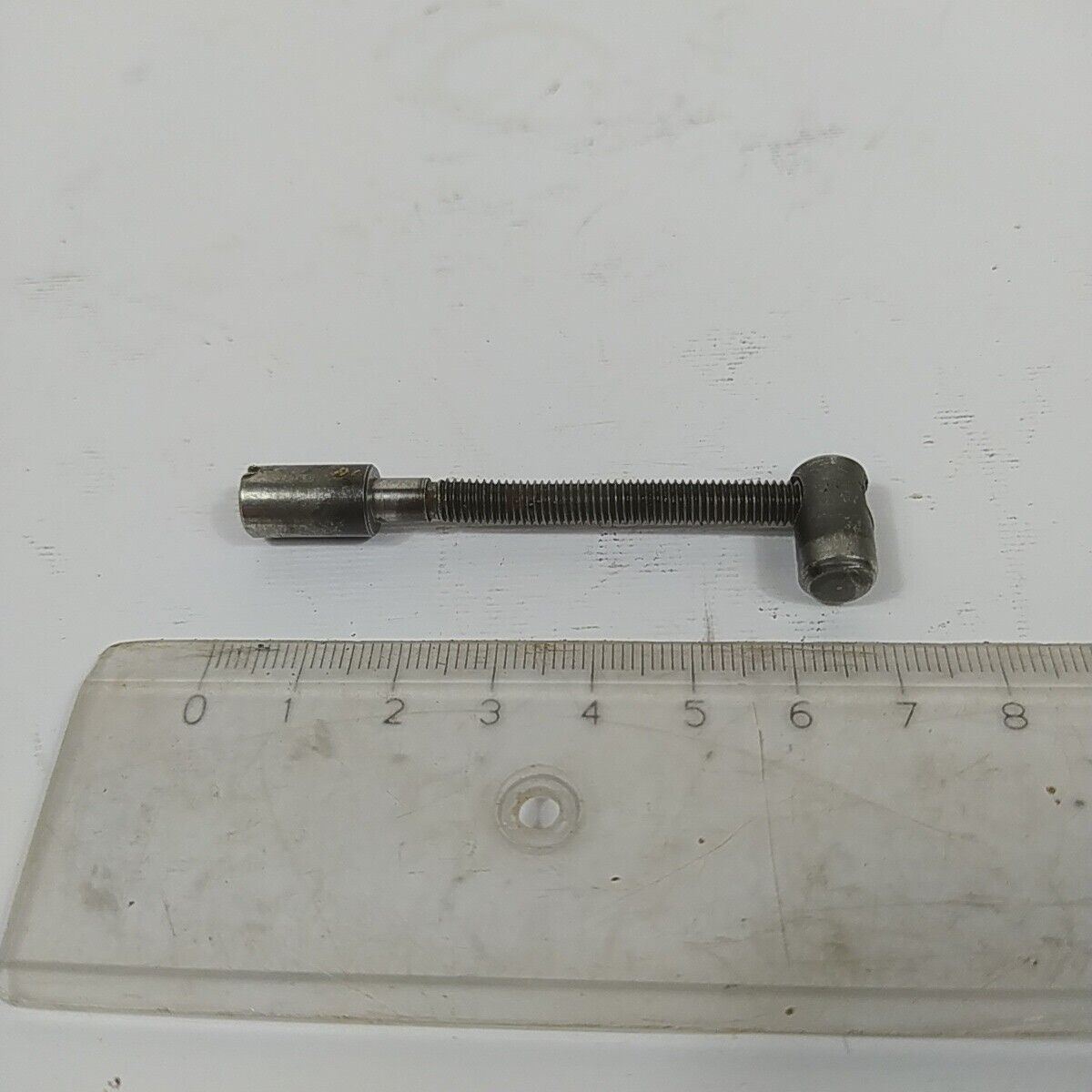 Ricambio per motosega OLEO-MAC 350 PIASTRINA REGISTRO E BARRA CATENA usato