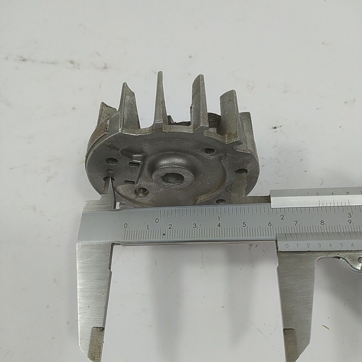 MOTOSEGA ZENOAH G 2000 t VOLANO magnete DI AVVIAMENTO accensione  UK 08001 usato