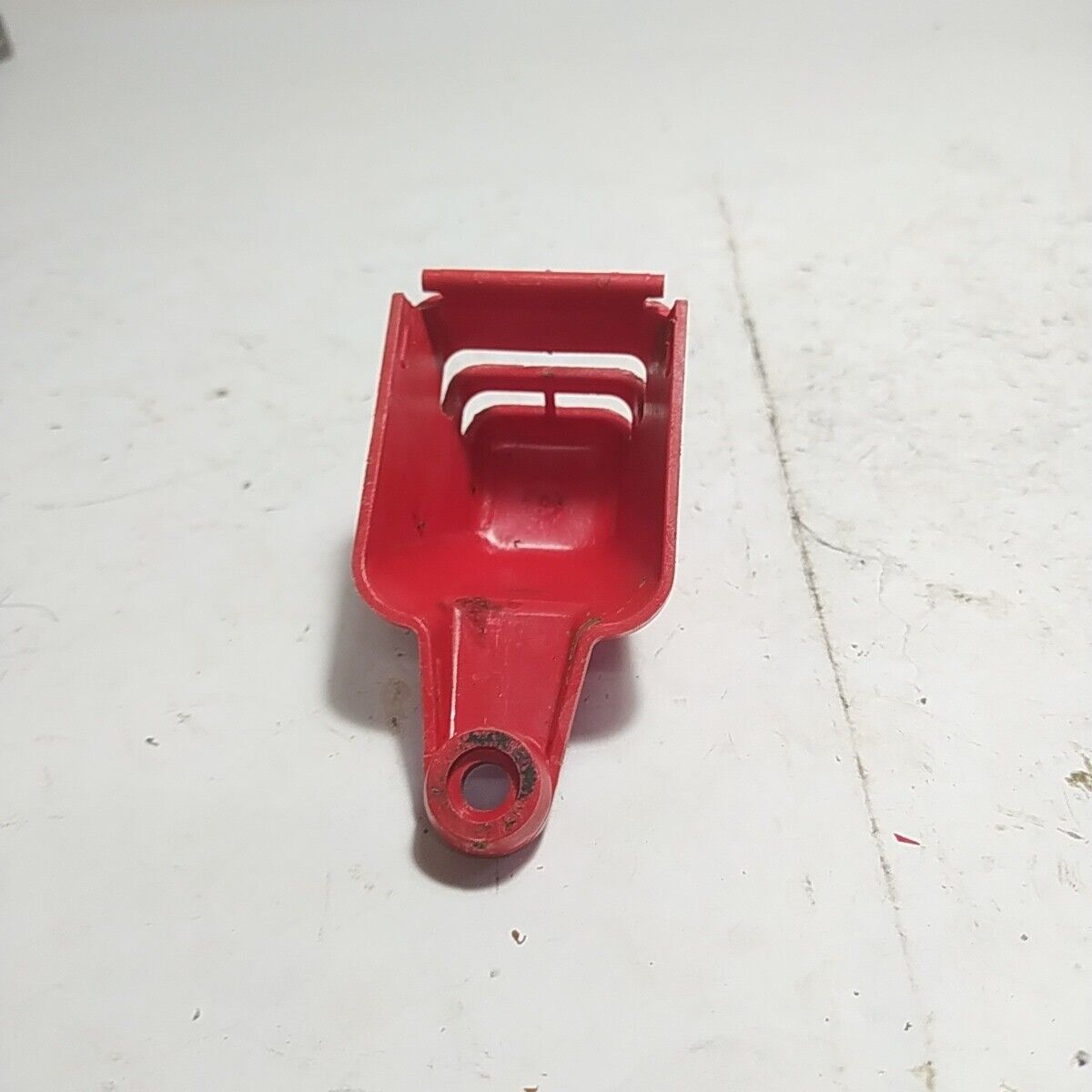 Ricambio copri COPERCHIO CANDELA MOTORE usato per decespugliatore Emak Efco 8425