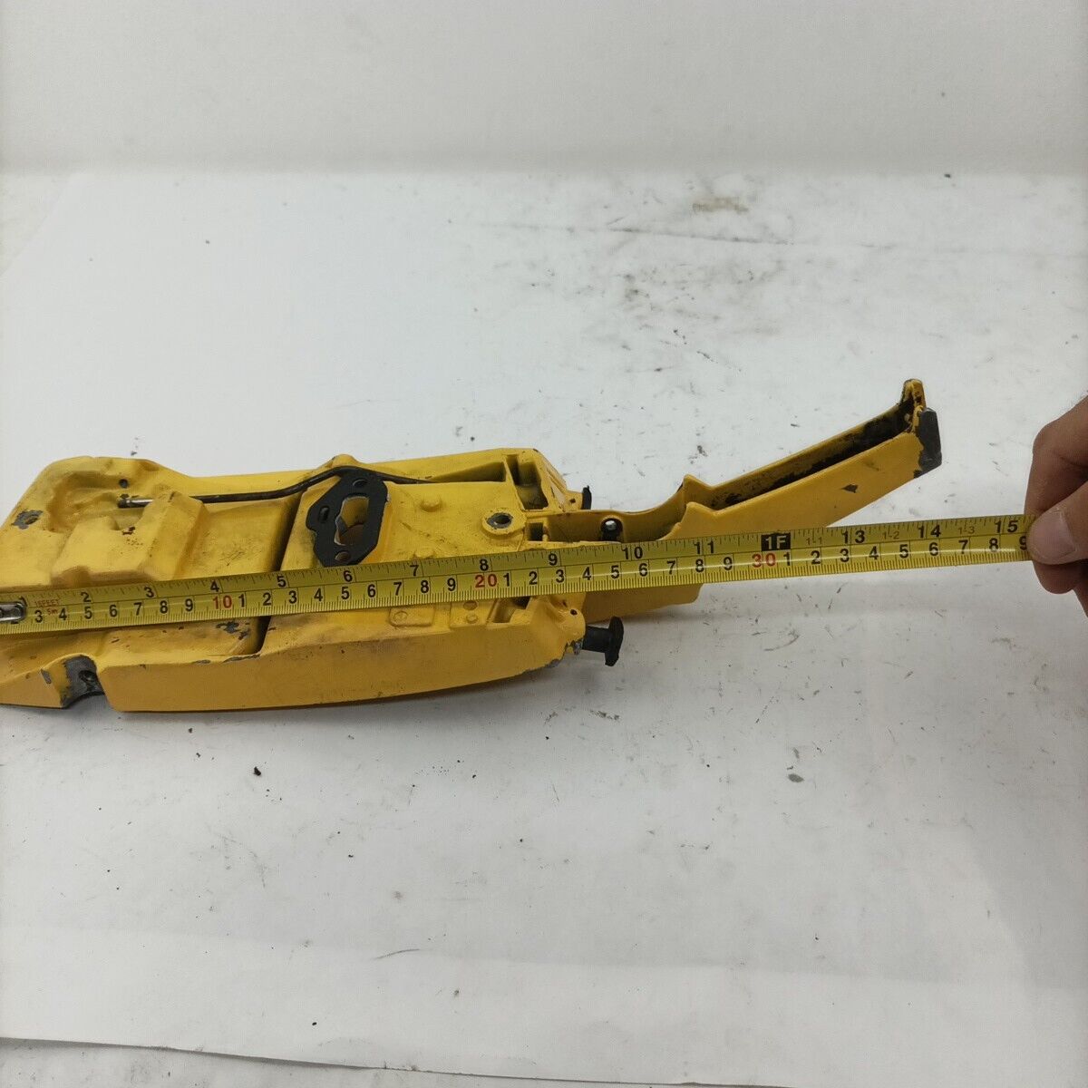 Ricambi MANIGLIA IMPUGNATURA comandi PER MOTOSEGA MCCULLOCH PRO MAC 700 usati