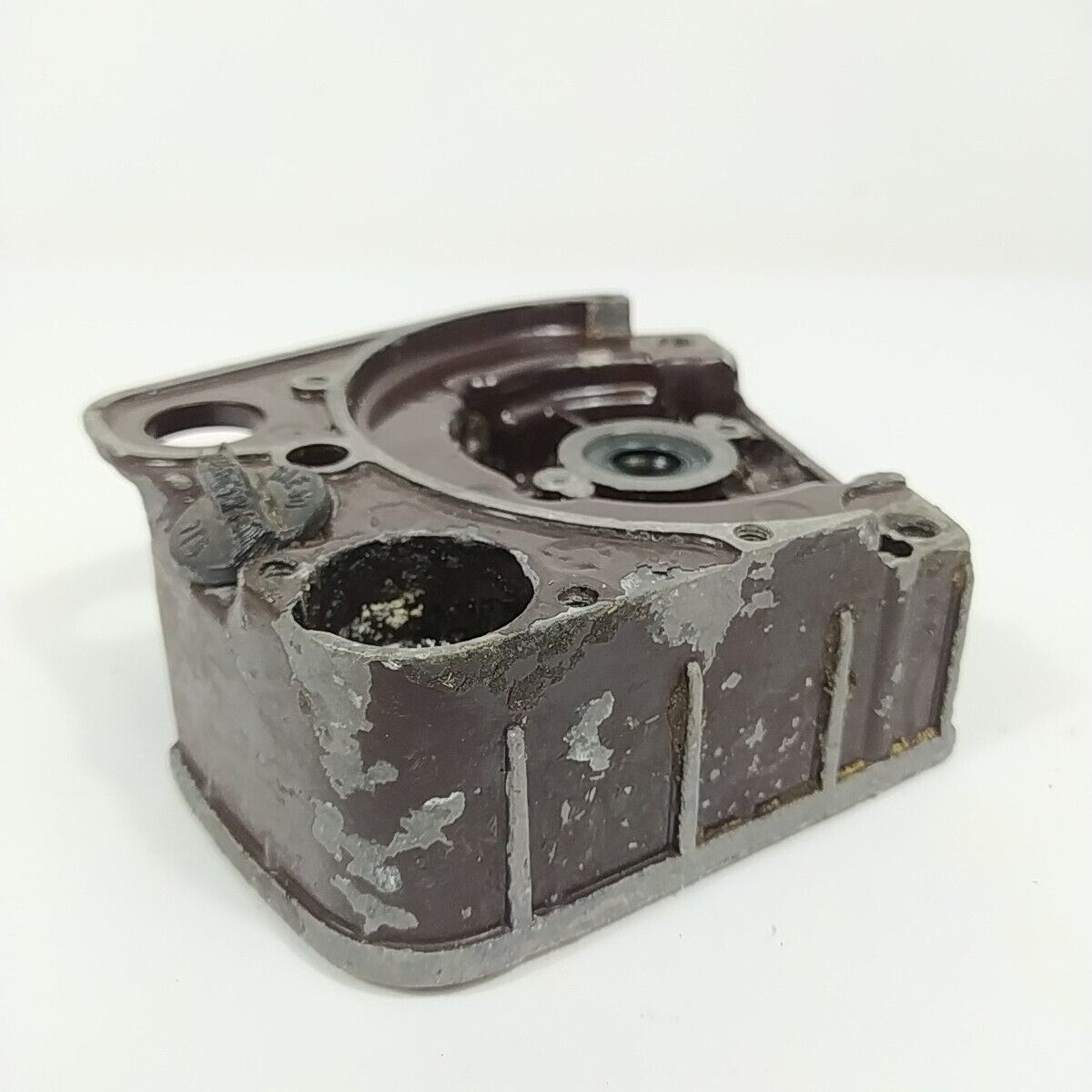 CARTER MOTORE BASAMENTO CILINDRO per motosega CASTOR  ALPINA CP 55 PRO usato