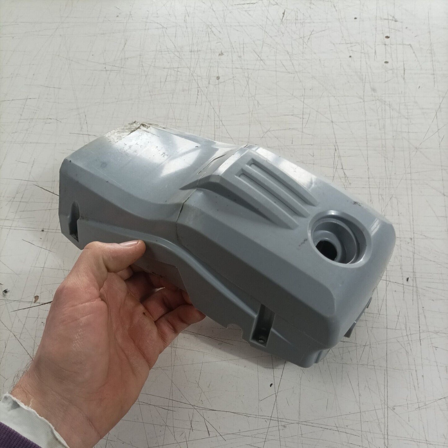 COPERCHIO filtro aria e motore PER MOTOSEGA AMA NBG 50.20 ricambi usati