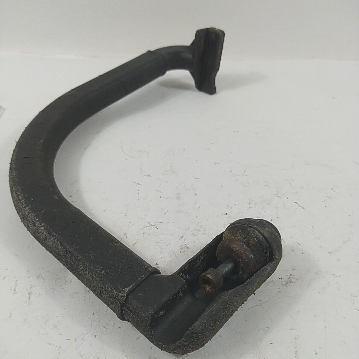 Ricambio MANIGLIA IMPUGNATURA SUPERIORE motosega ALPINA A45 Castor CP 45 usato