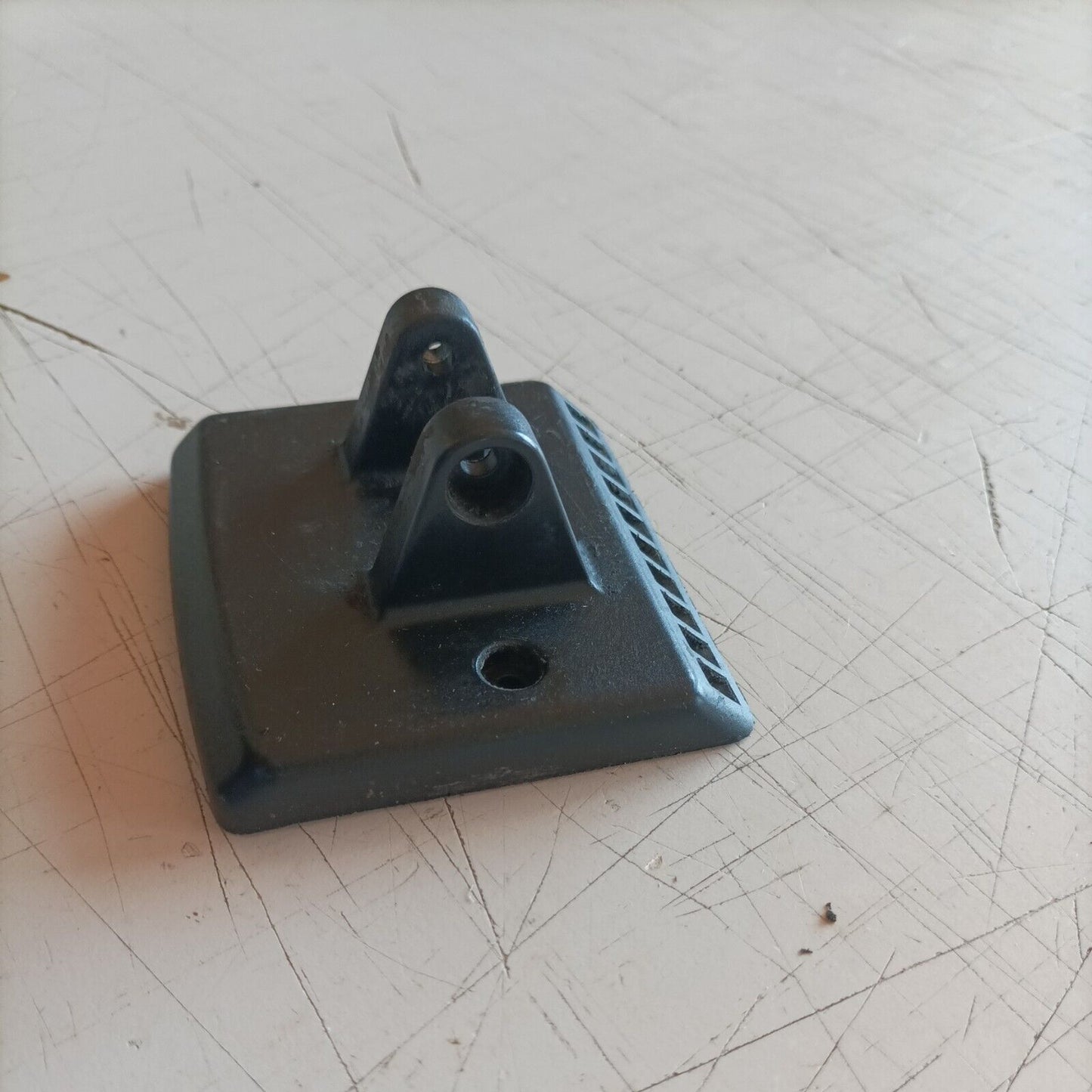 supporto MANIGLIA PER MOTOSEGA EMAK OLEO MAC 935 DF EFCO 134 135 ricambi usati