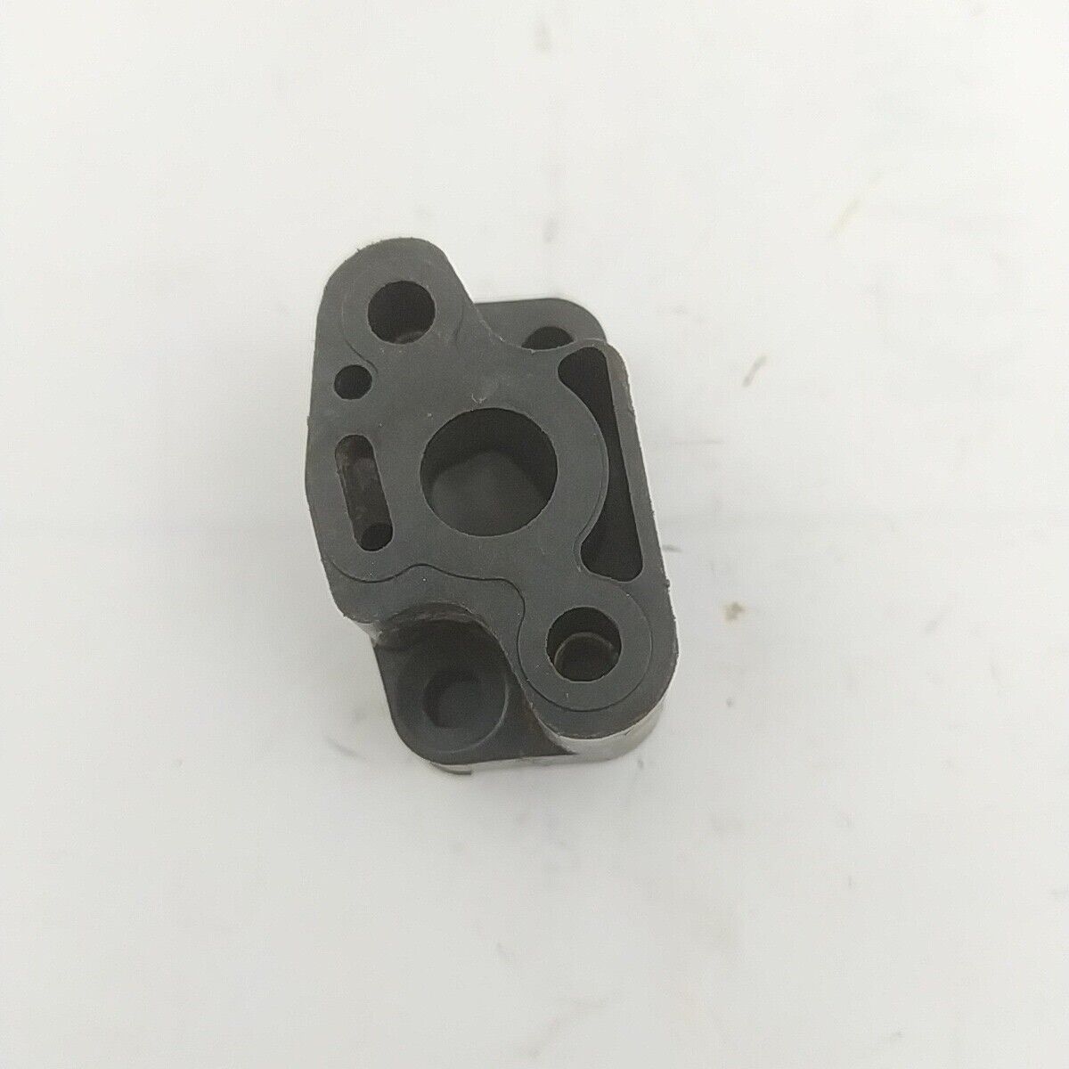 Ricambio FLANGIA COLLETTORE carburatore usato per decespugliatore MARUYAMA E 42