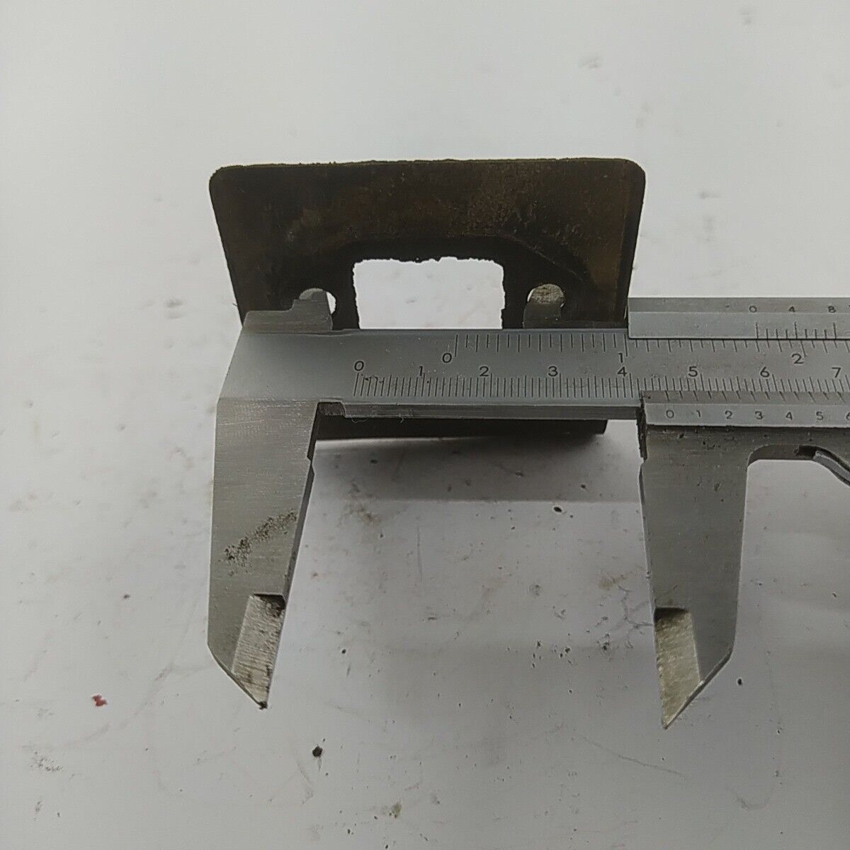 Ricambi MARMITTA TERMINALE DI SCARICO usati decespugliatore Komatsu ZENOAH G5K