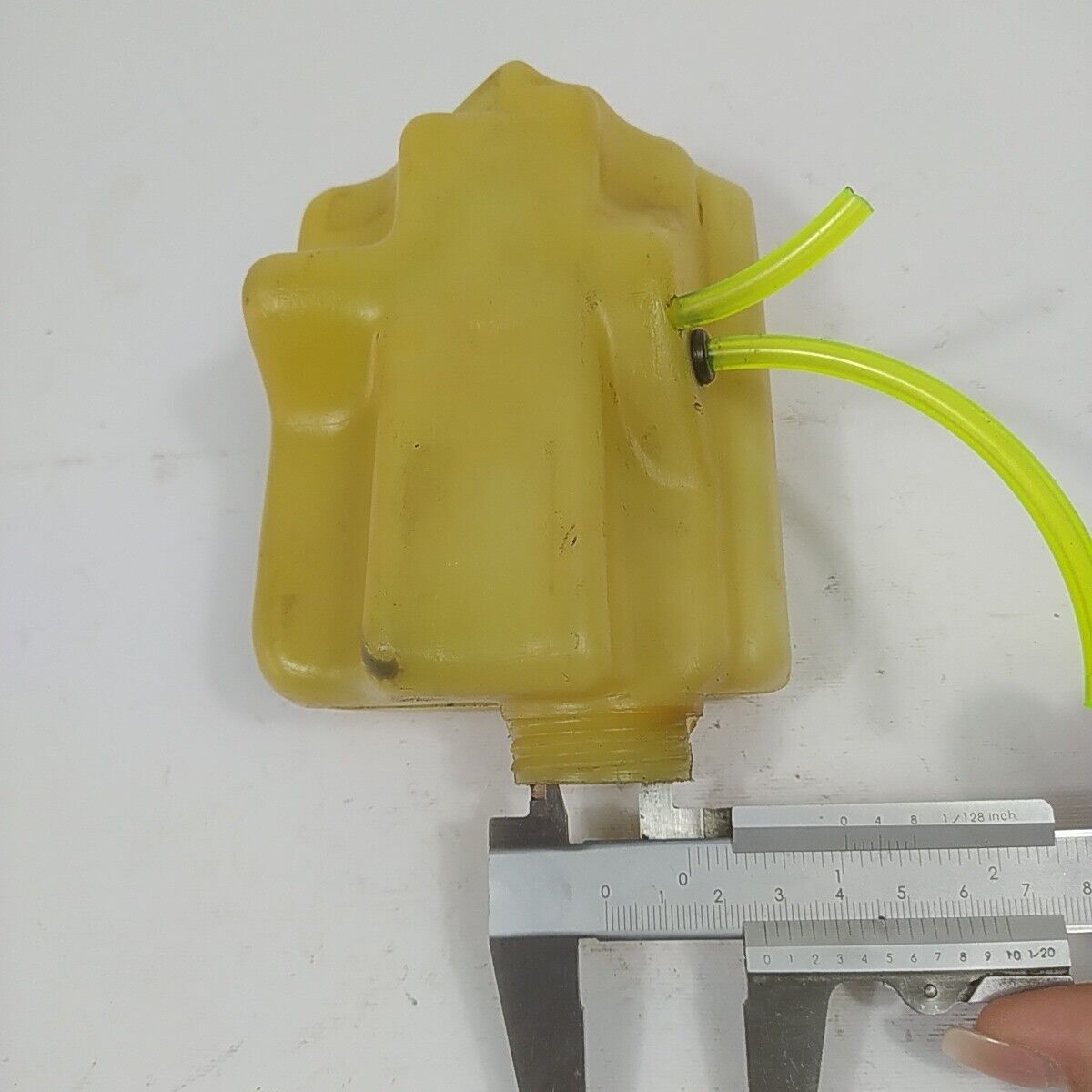 Ricambio per motosega ALPINA 500 SERBATOIO CARBURANTE BENZINA ORIGINALE usato