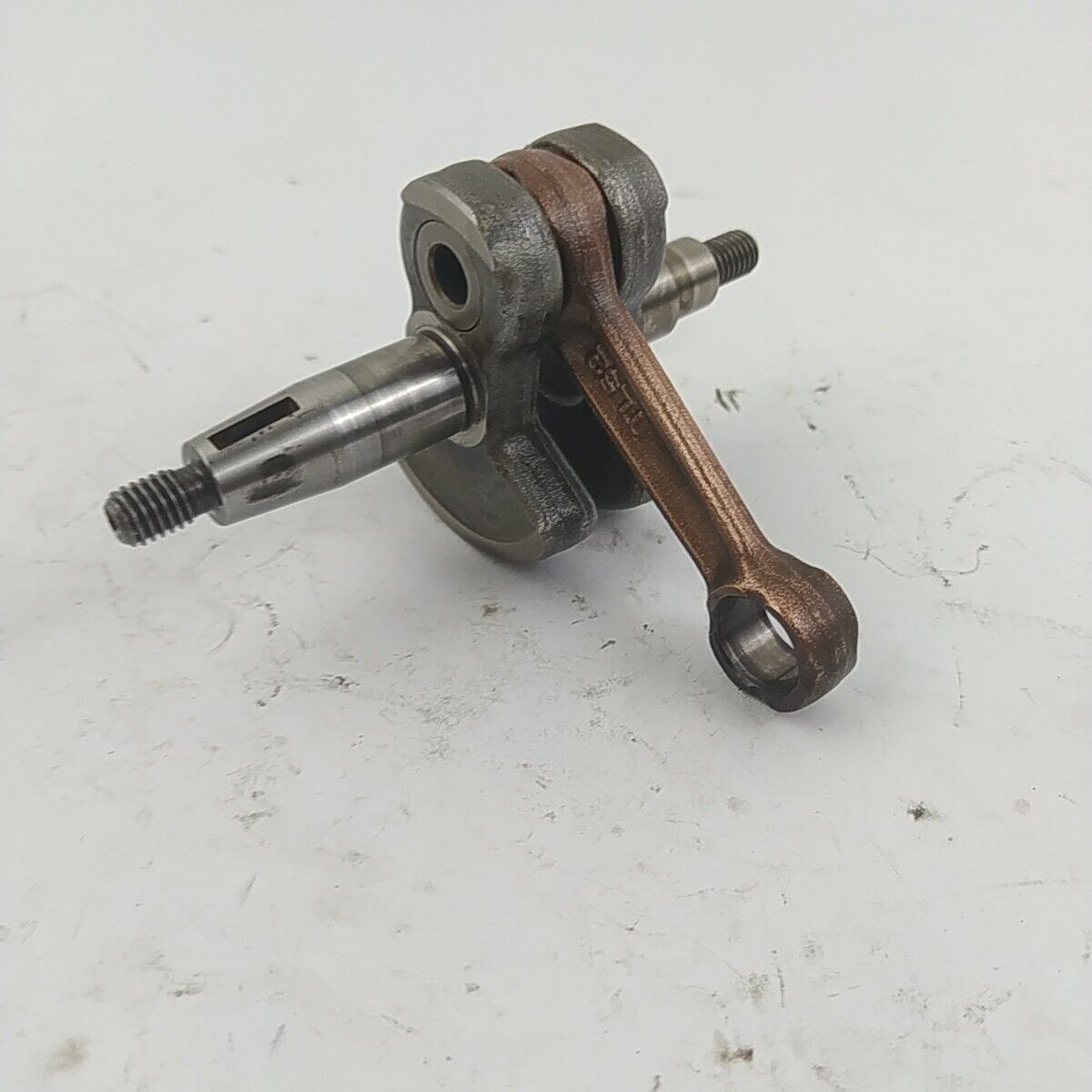 Ricambio ALBERO MOTORE ORIGINALE usato per decespugliatore MITSUBISHI TL 52