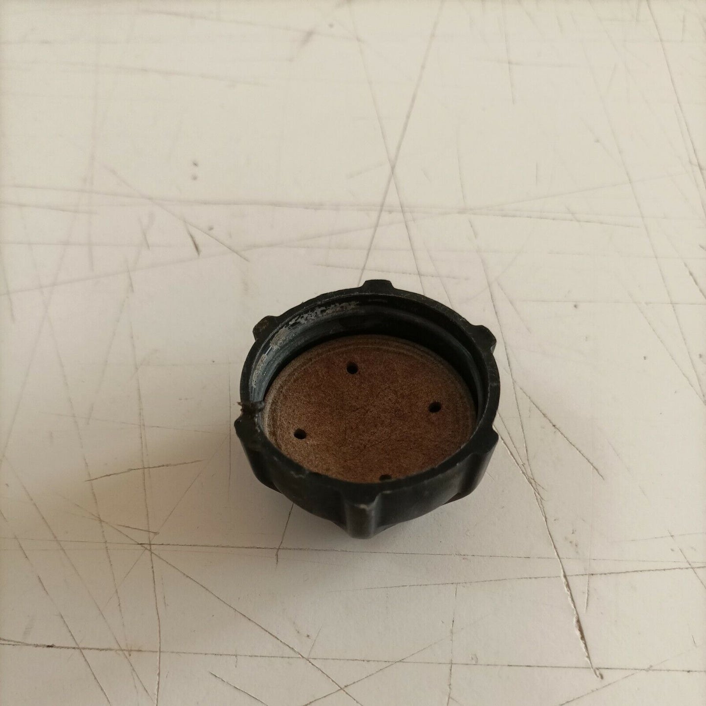 TAPPO SERBATOIO CARBURANTE BRIGGS & STRATTON XC 09d02 2954 b1 06112921 usato