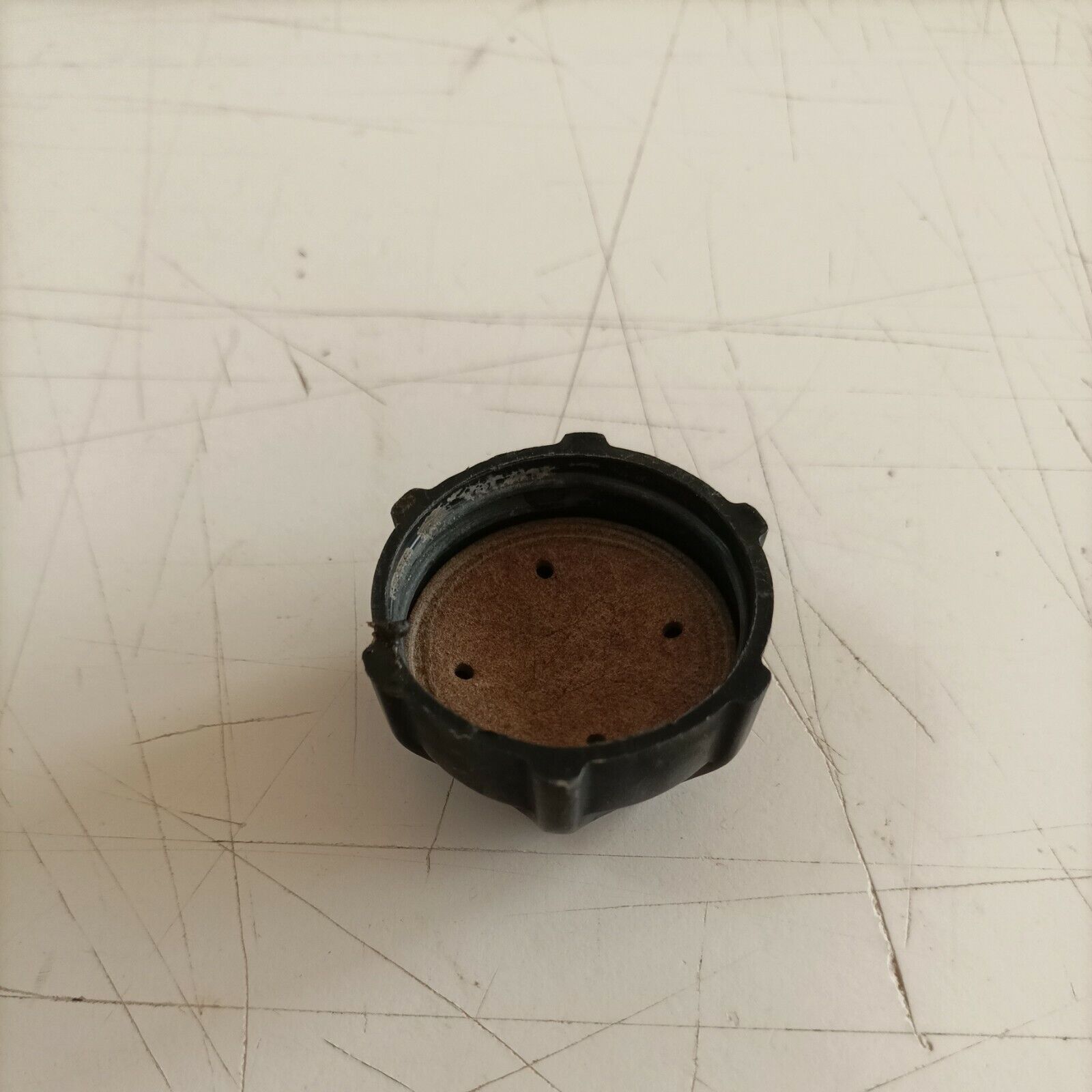 TAPPO SERBATOIO CARBURANTE BRIGGS & STRATTON XC 09d02 2954 b1 06112921 usato