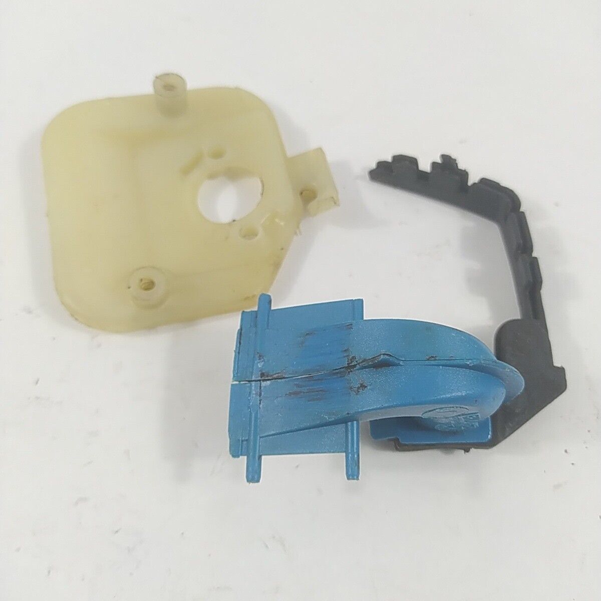 Ricambio KIT FLANGIA RACCORDO CARBURATORE PER MOTOSEGA POULAN usato