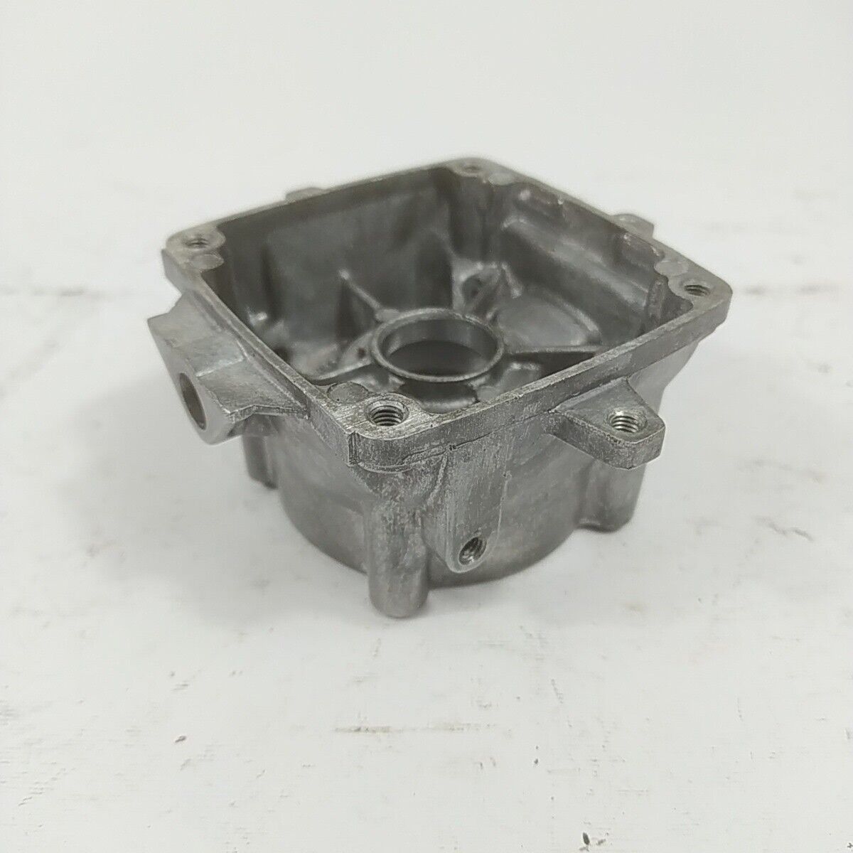 Ricambio BASAMENTO CILINDRO MOTORE usato per decespugliatore Komatsu ZENOAH G3K